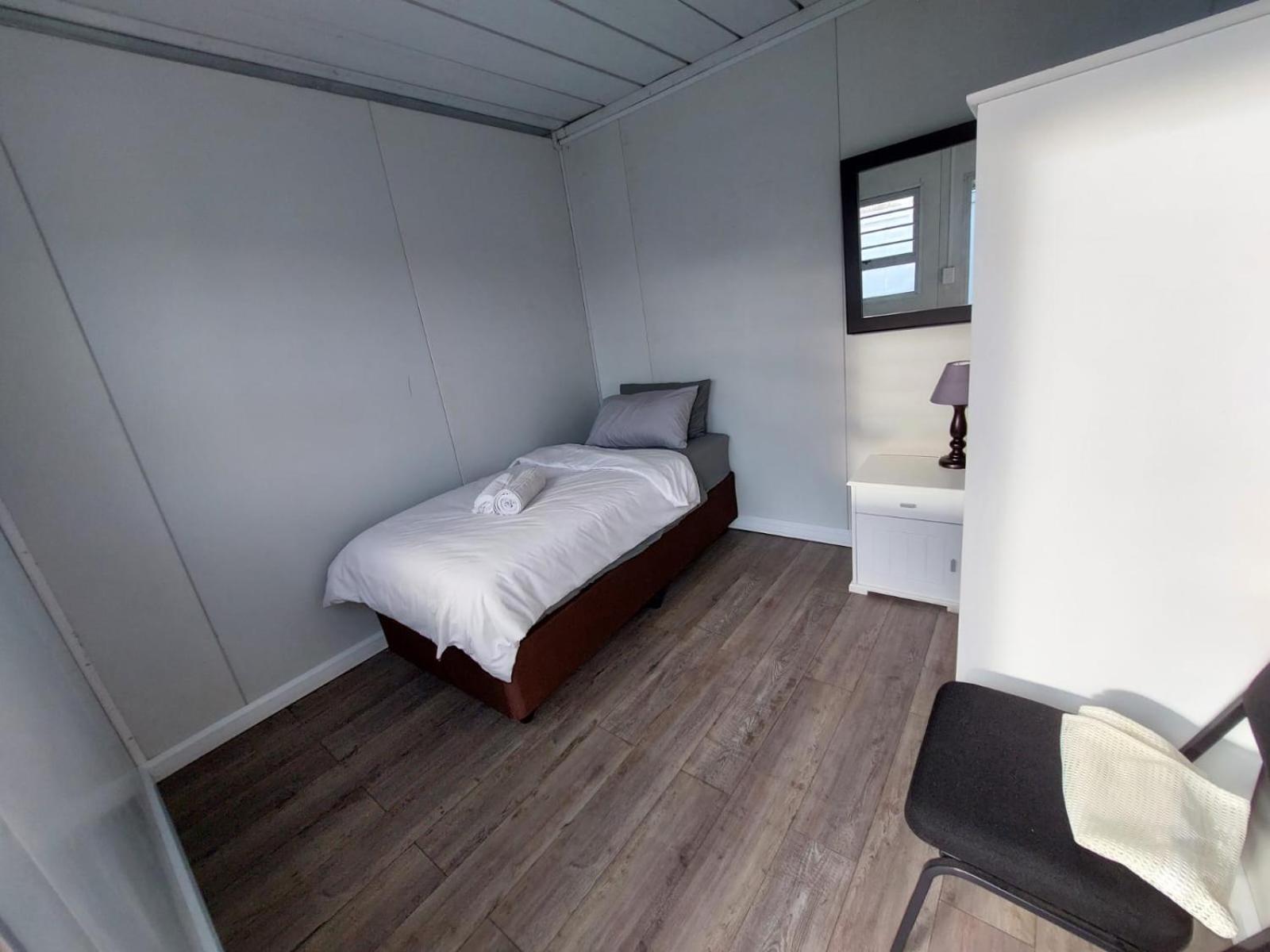 Single Room photo 3