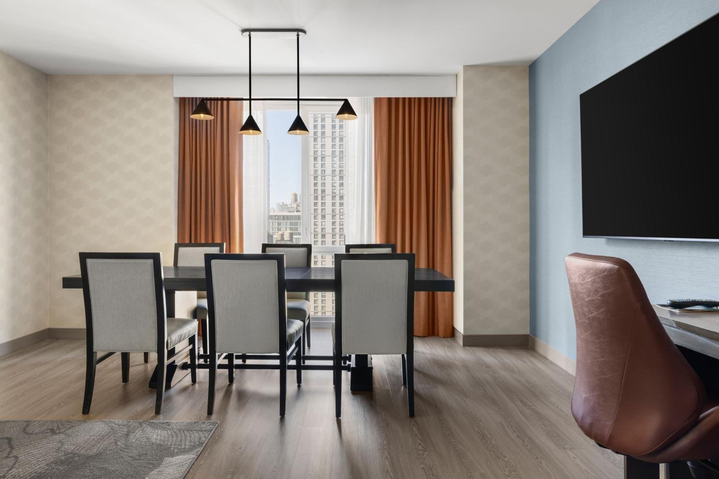 Executive King Suite