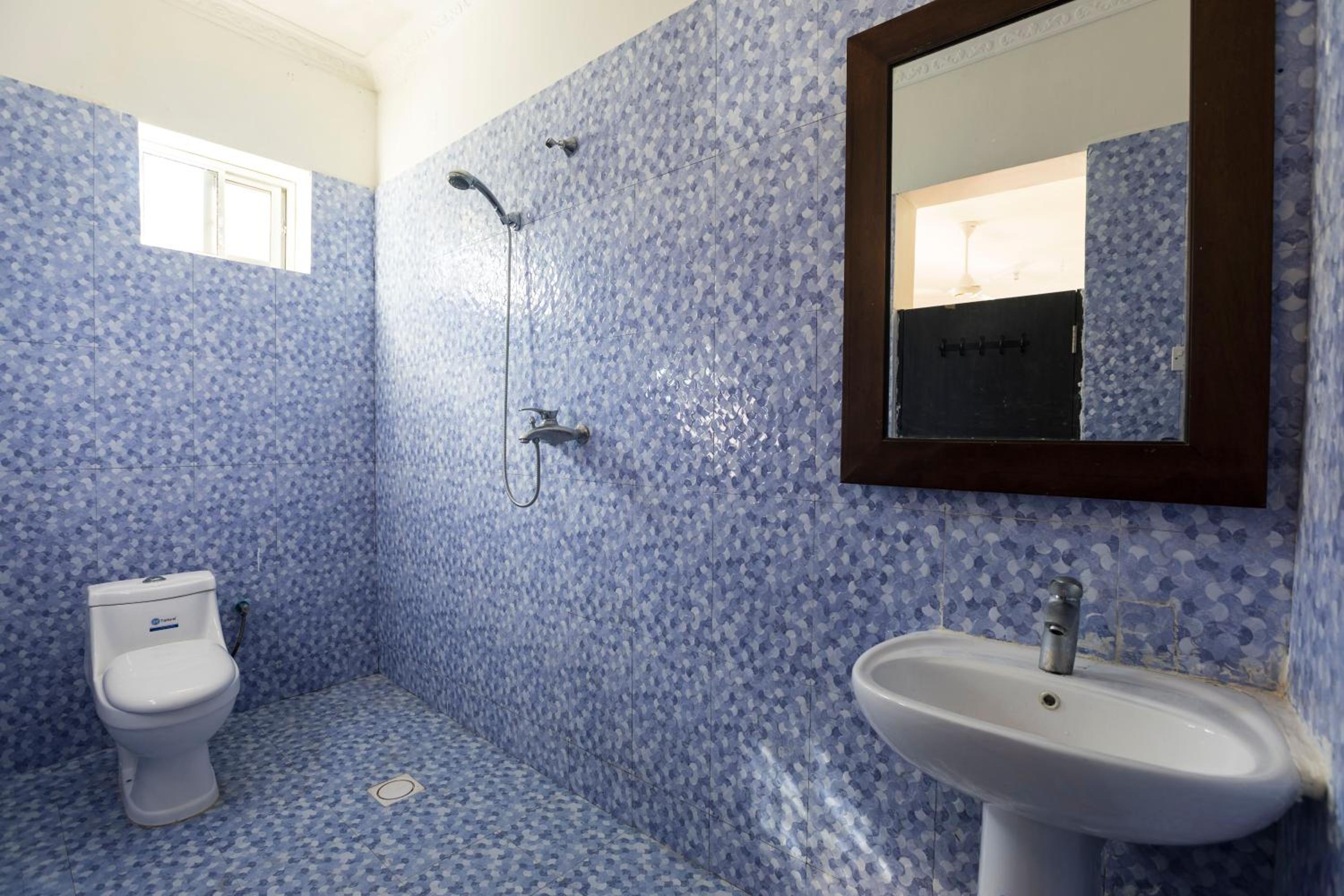 Triple Room with Private Bathroom photo 3