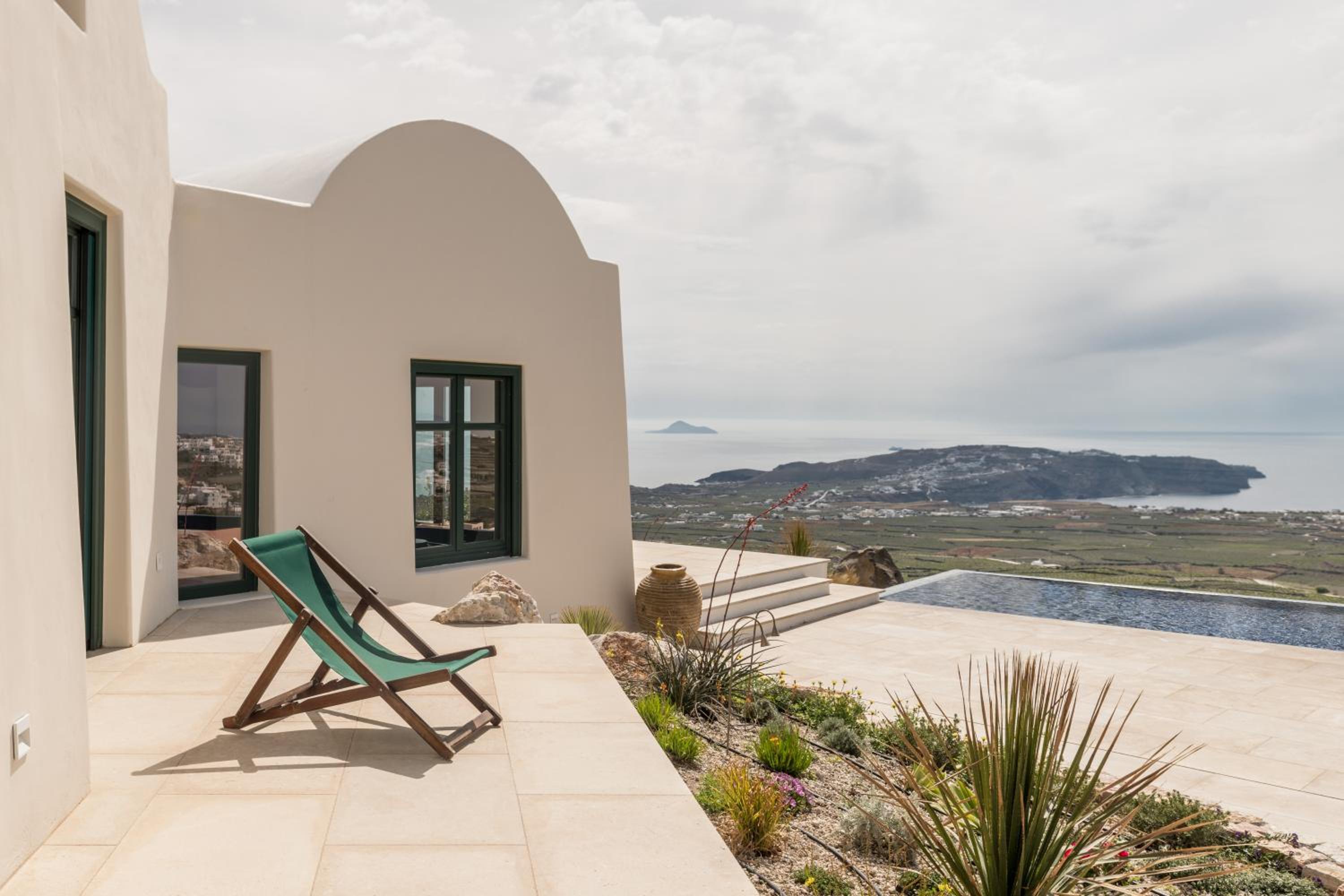 Vivera - 6 bedroom villa with pool photo 2