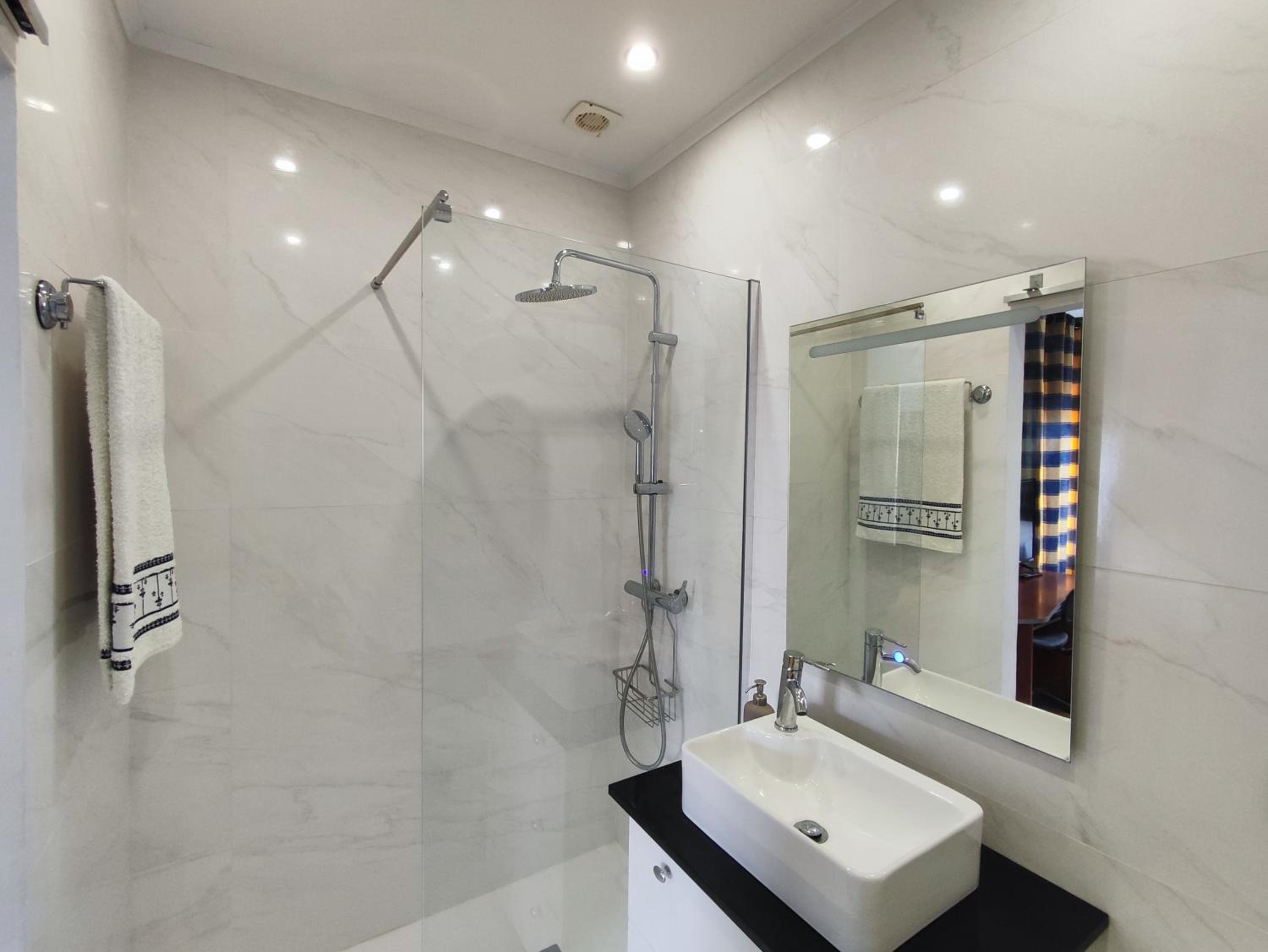 Double Room with Private Bathroom photo 2