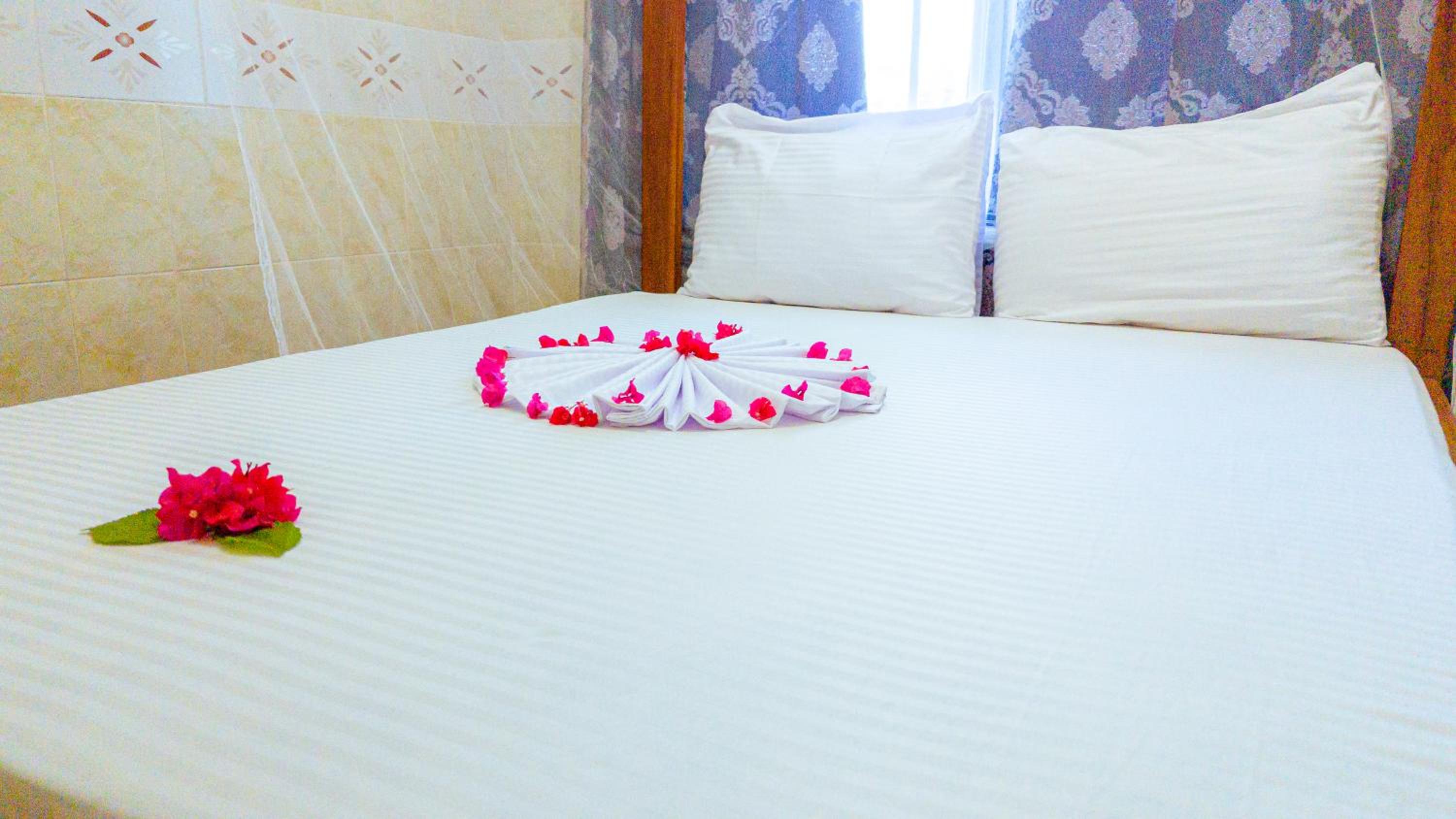 Standard Double Room with Shared Bathroom photo 2