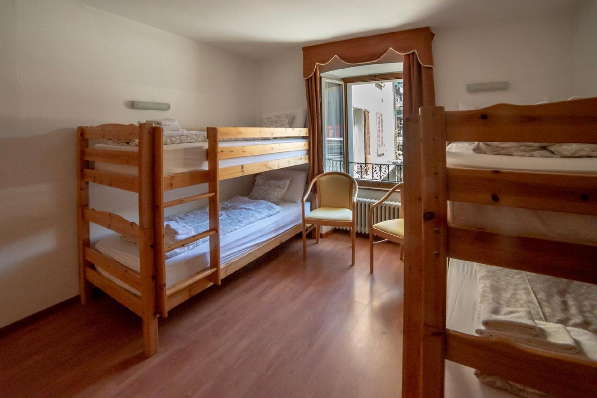 Sextuple Room - Photo 6