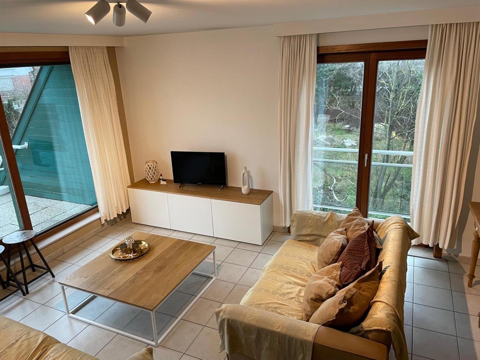 Three-Bedroom Apartment photo 2