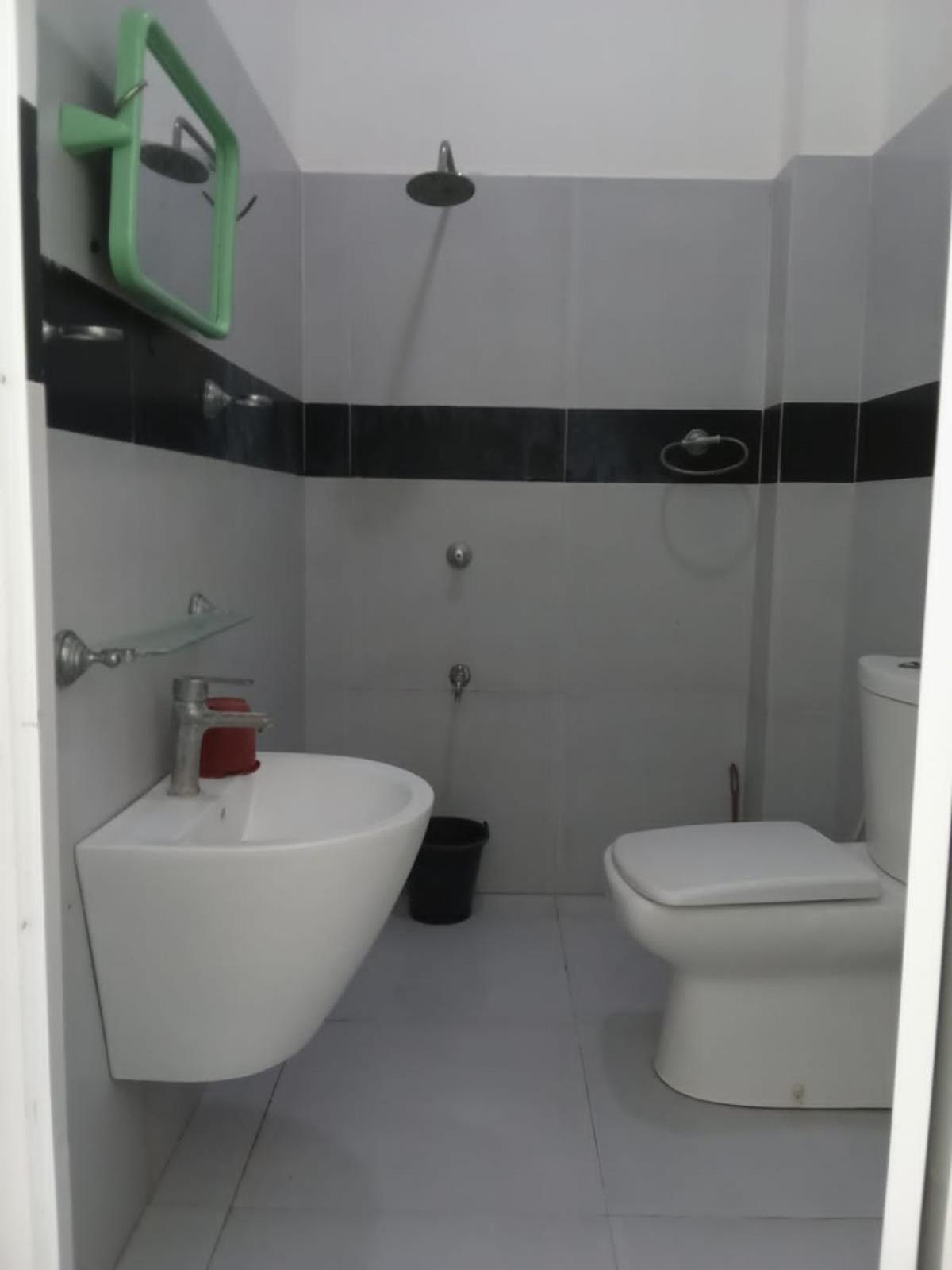 Family Room With Private Bathroom photo 1
