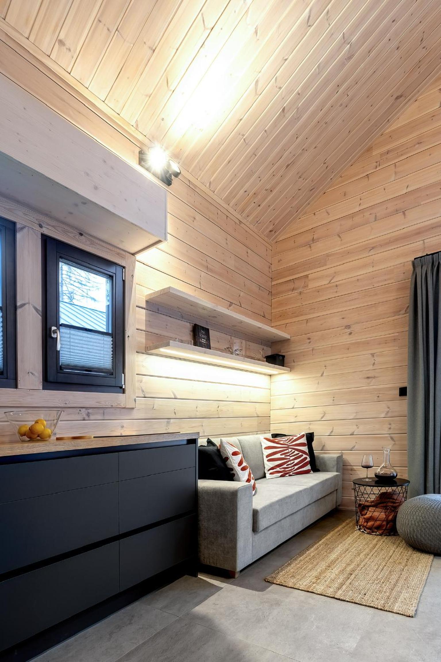 Two-Bedroom House photo 3