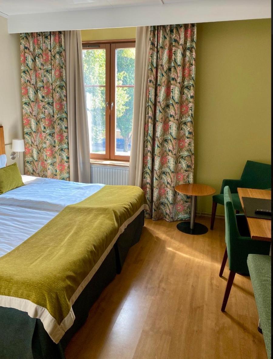 Standard Twin Room - Photo 7