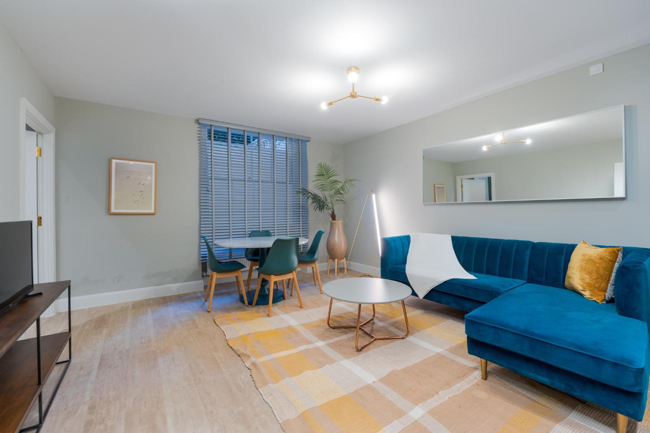 One-Bedroom Apartment