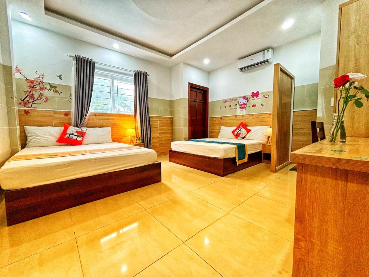 Quadruple Room with Balcony photo 2