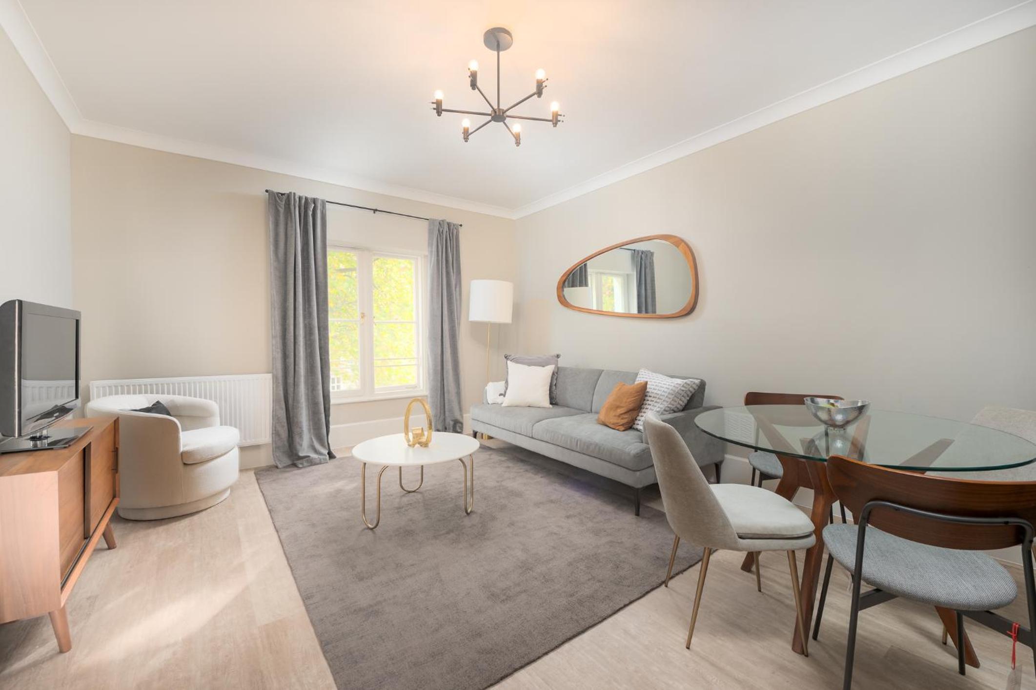 Two-Bedroom Deluxe Apartment