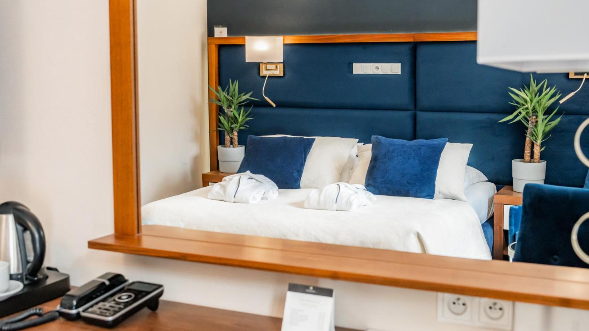 Double Room - Disability Access - Photo 2