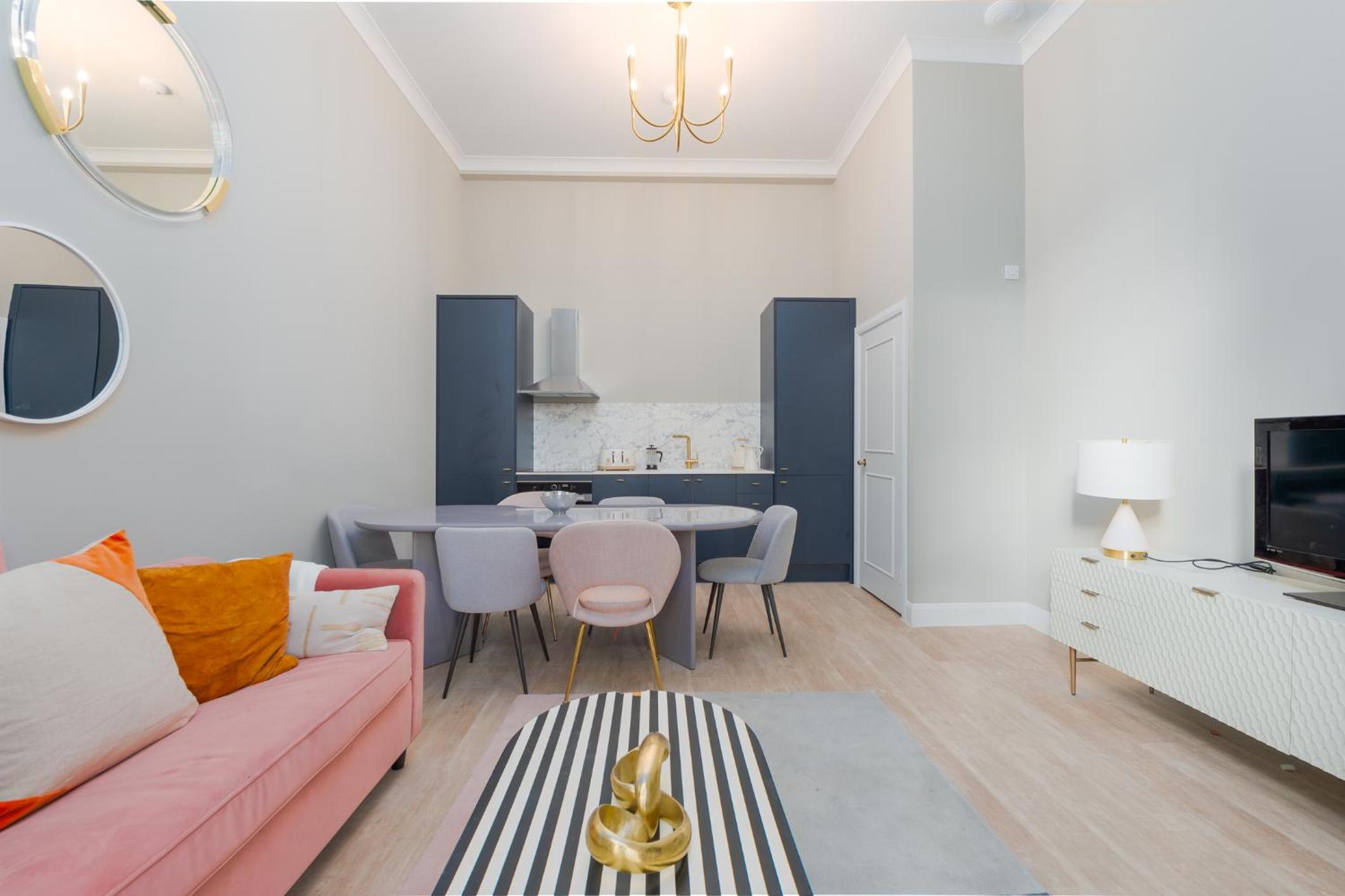 Two-Bedroom Deluxe Apartment