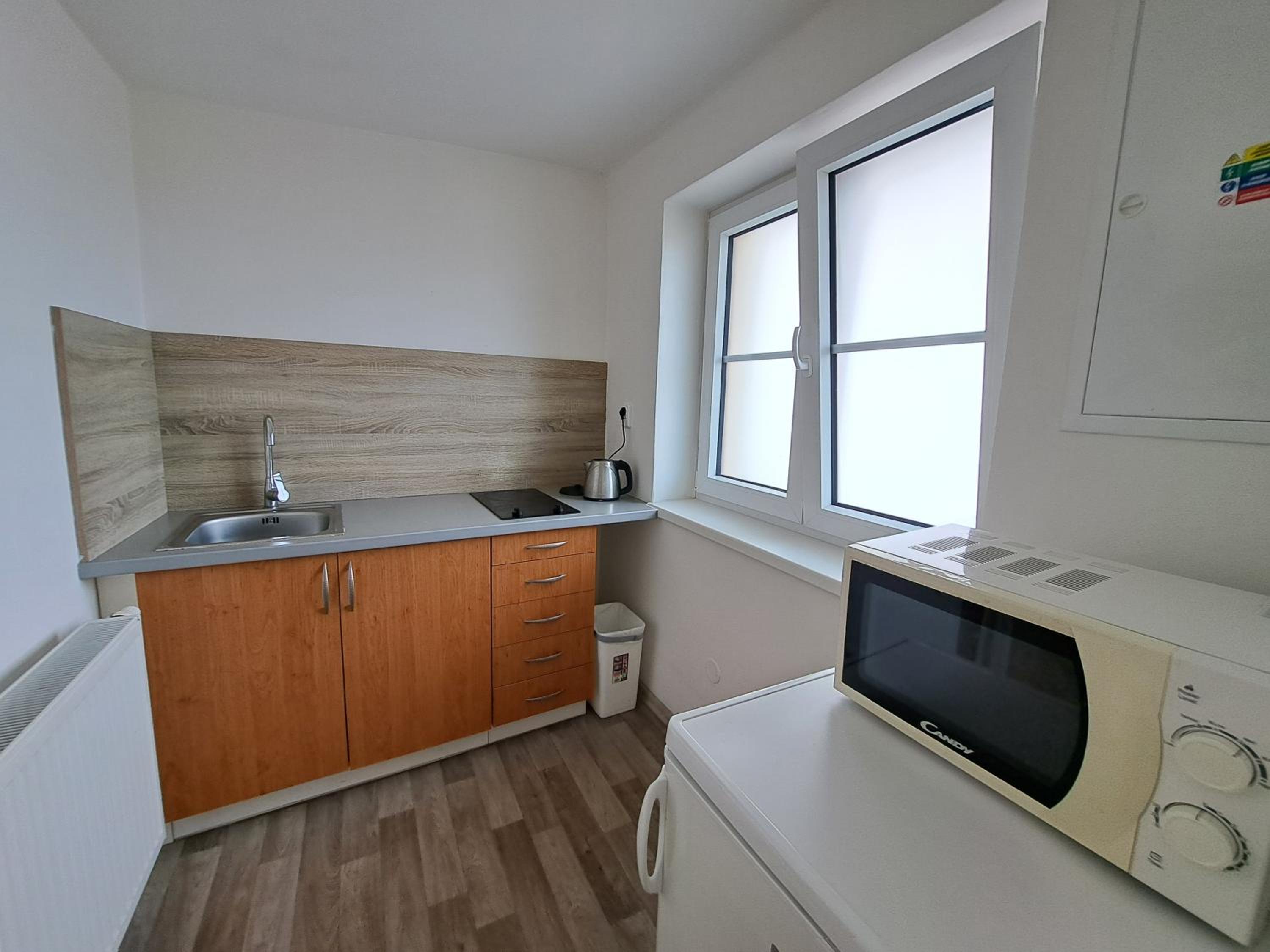 One-Bedroom Apartment photo 2