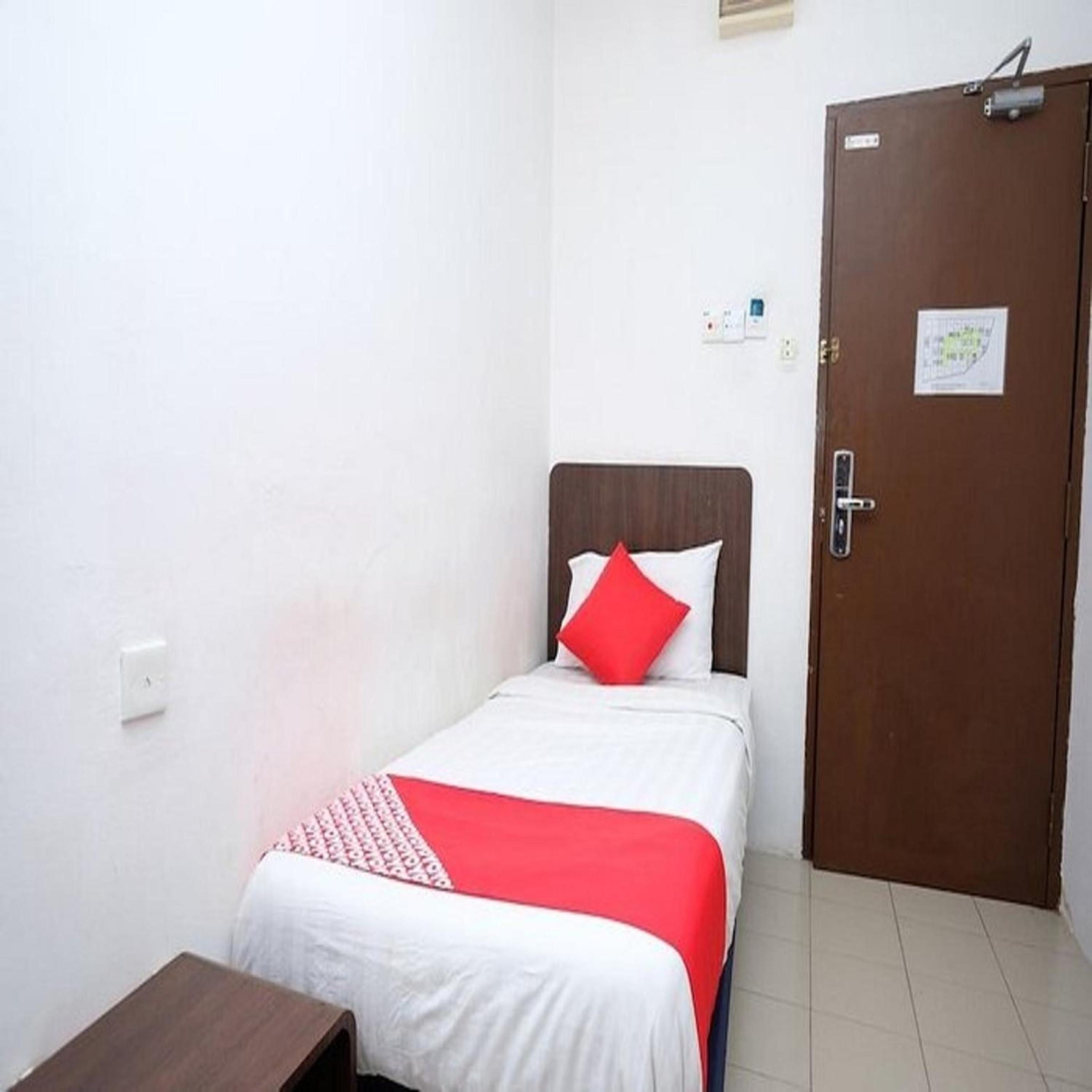 Standard Single Room - Photo 1