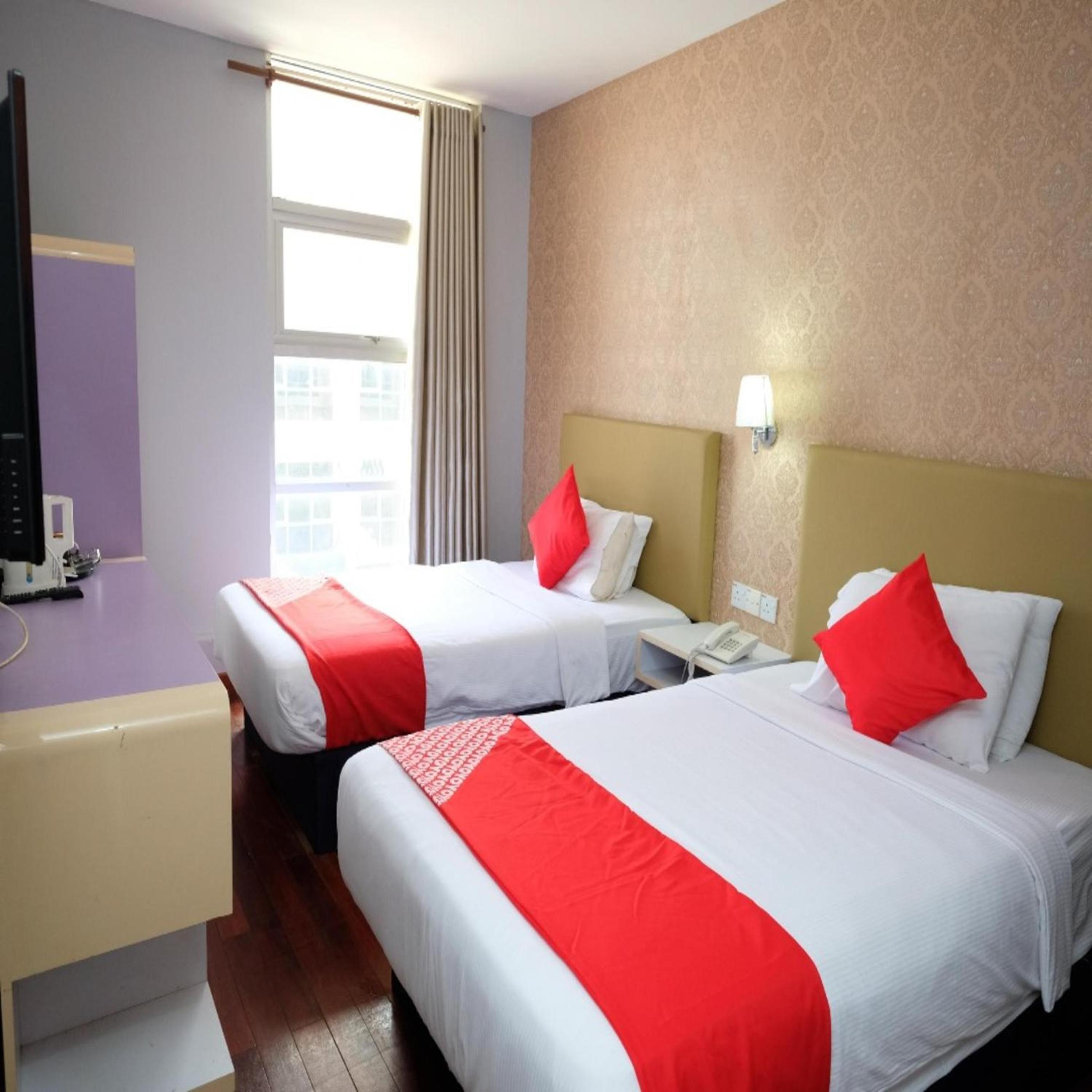 Deluxe Twin Room - Photo 3