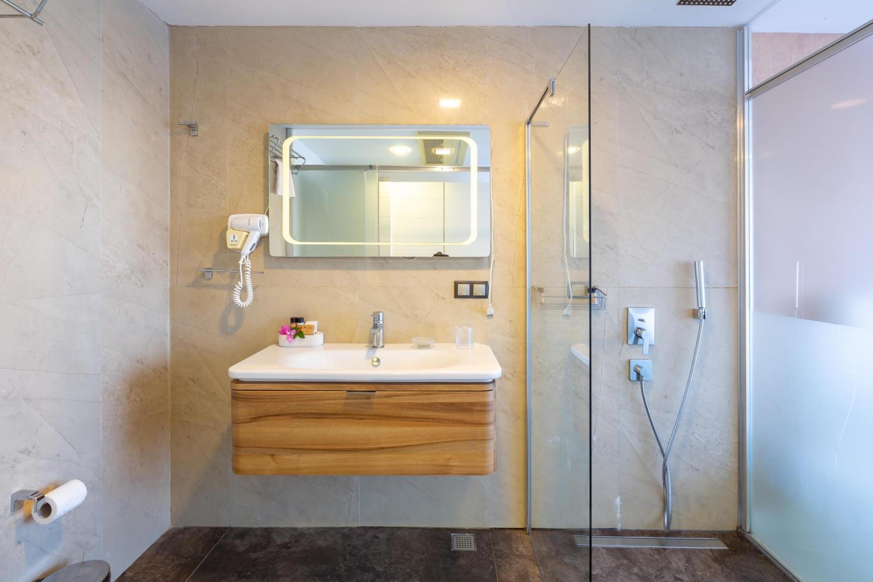 Superior Double Room - Photo 6