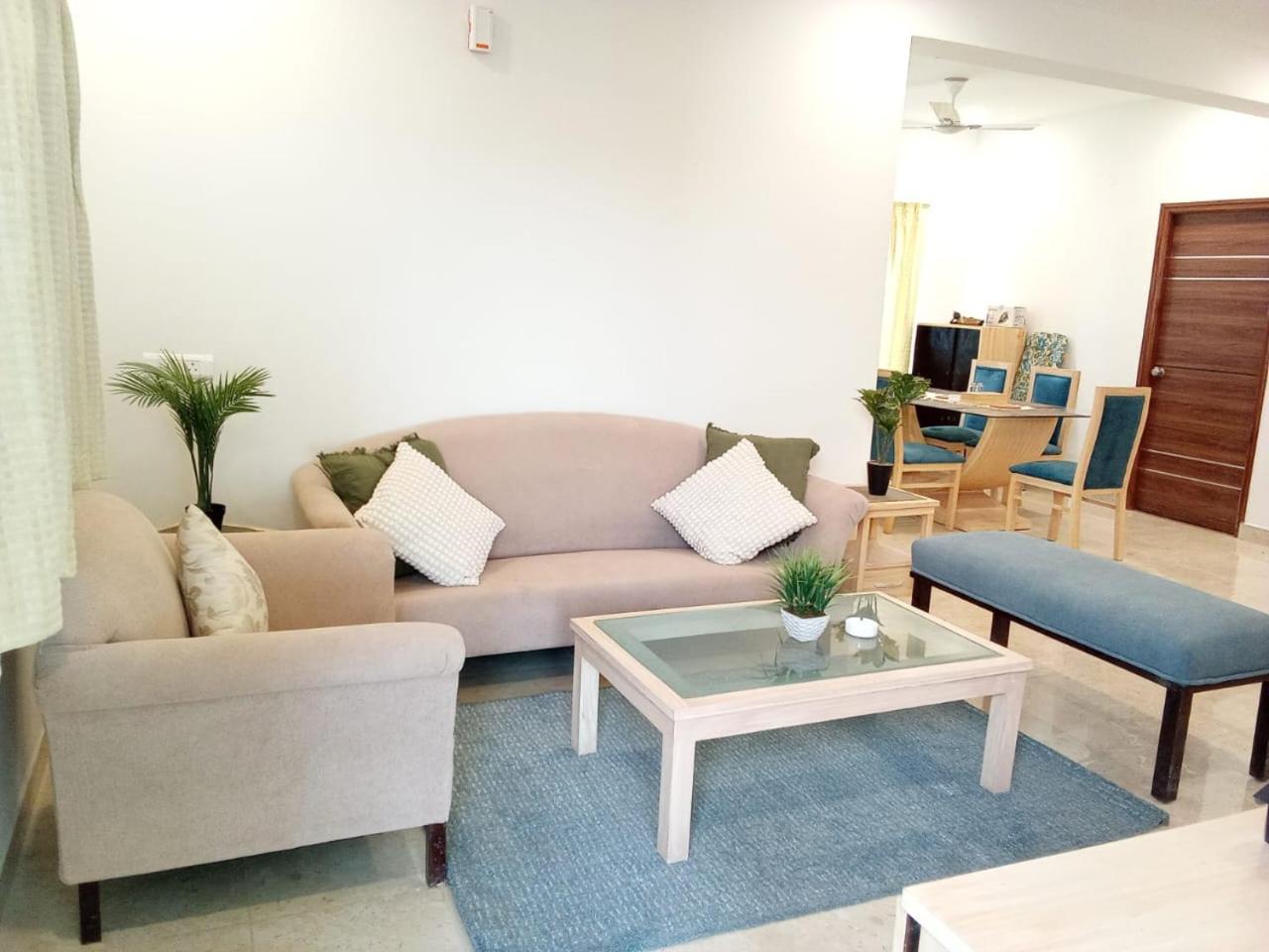 Two-Bedroom Apartment - Photo 11
