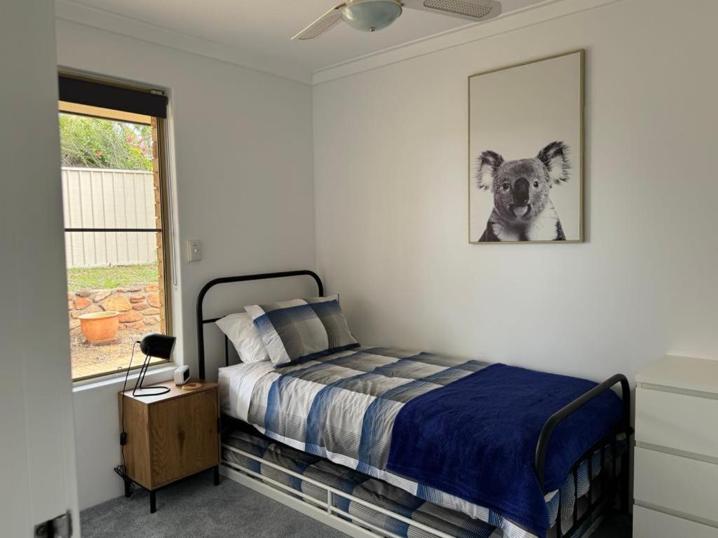 Three-Bedroom House photo 1