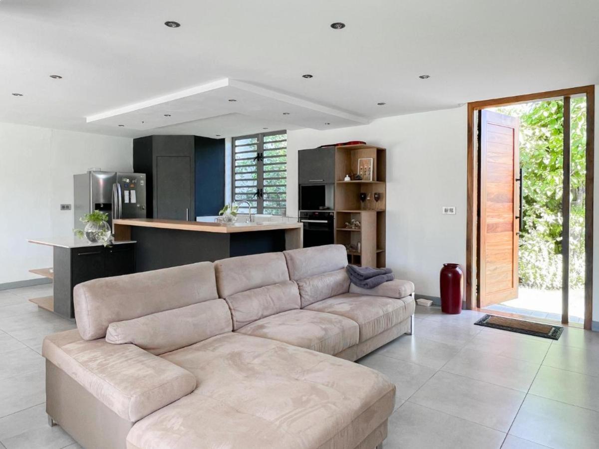 Three-Bedroom Villa photo 3