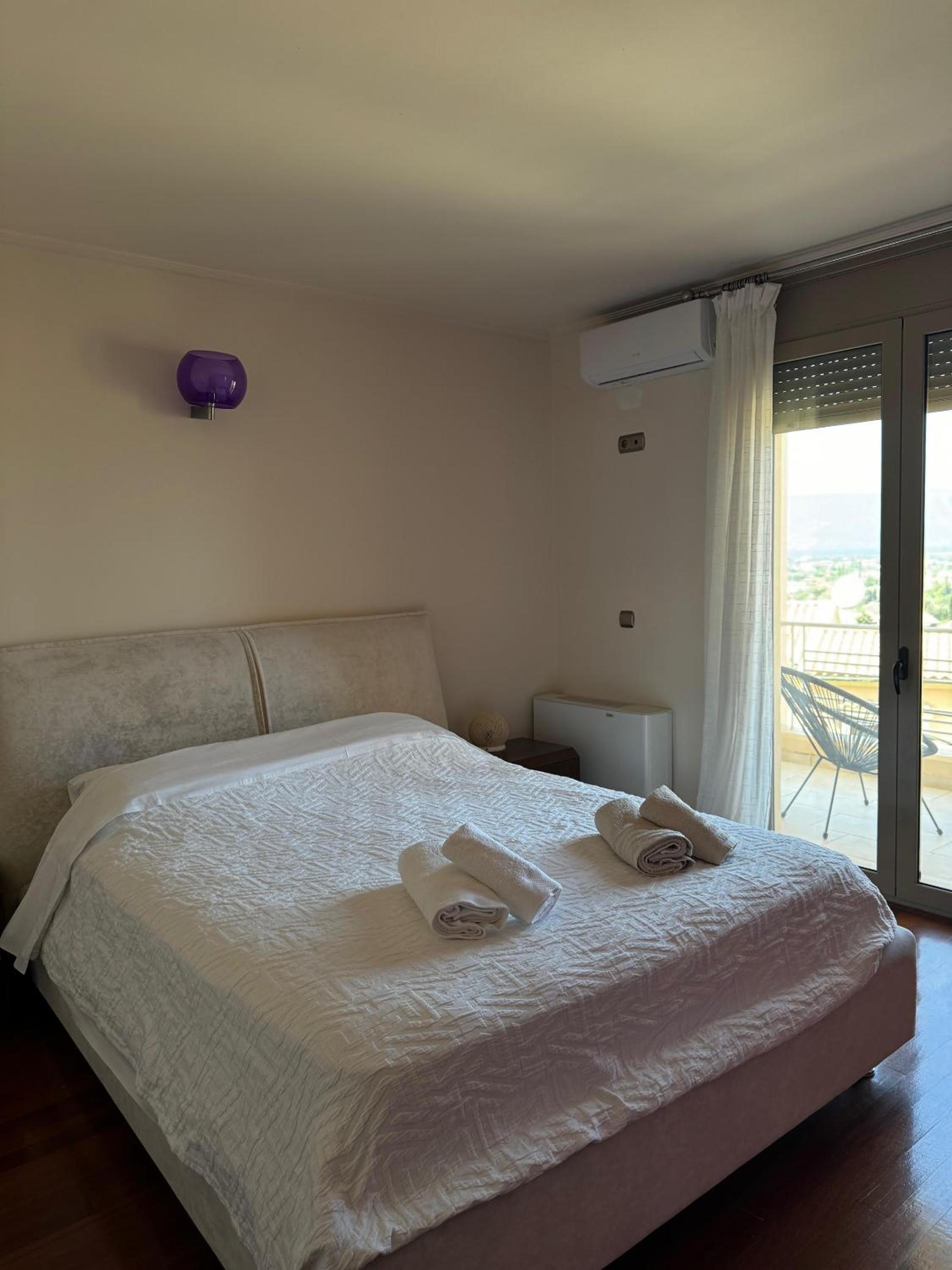 Apartment with View and Balcony photo 1