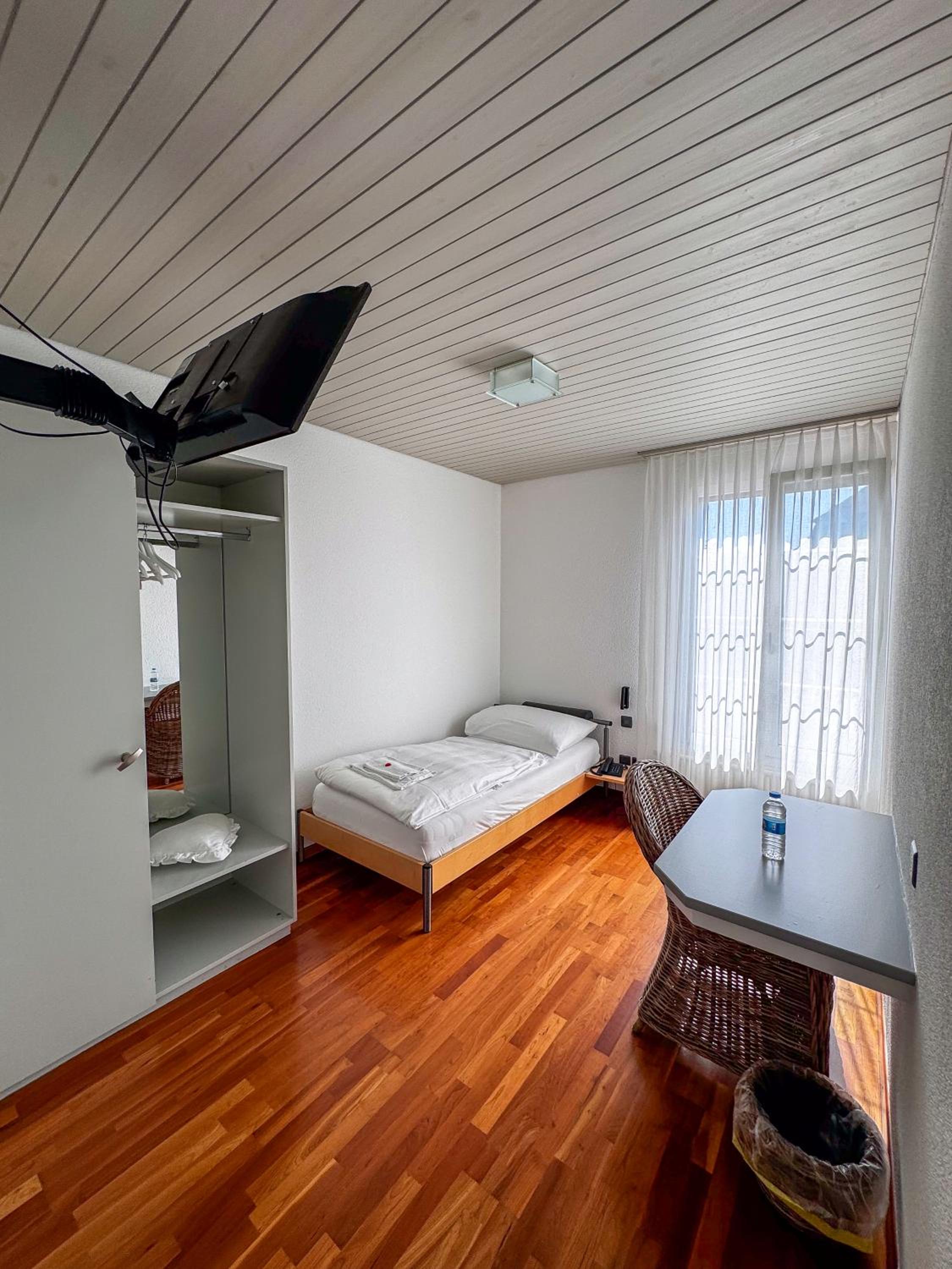 Single Room photo 1