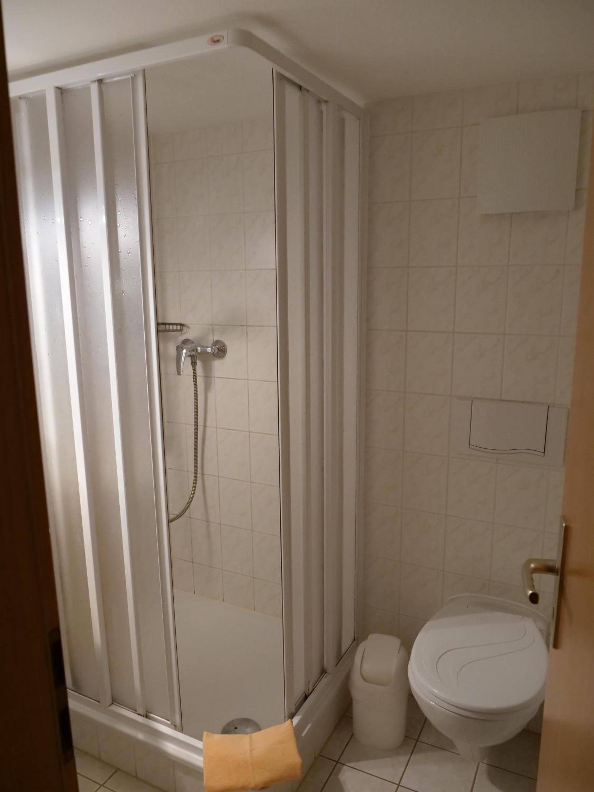 Double Room with Private Bathroom photo 2