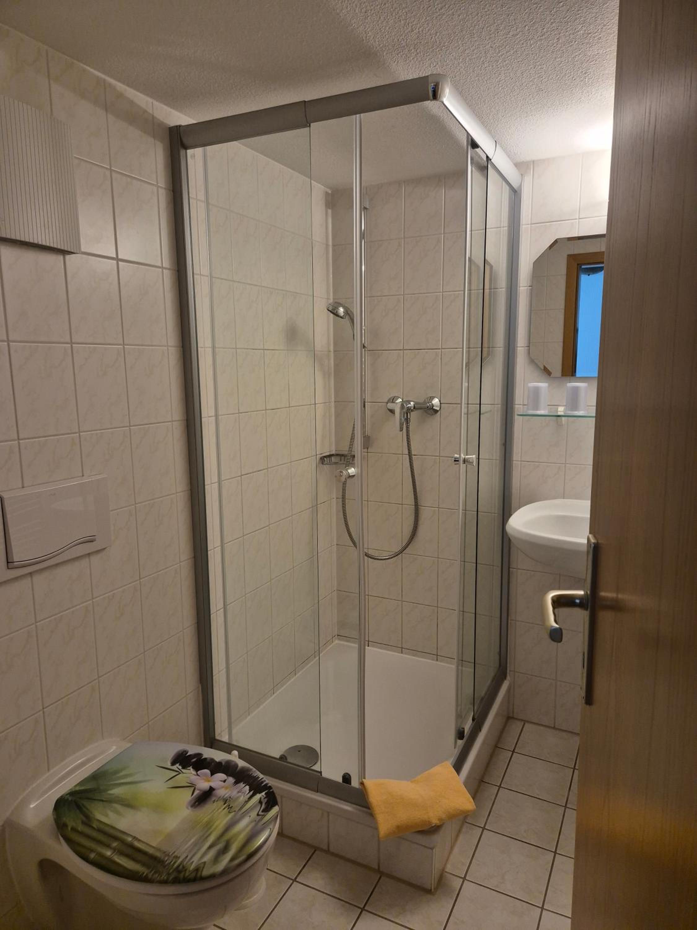 Standard Double Room photo 3