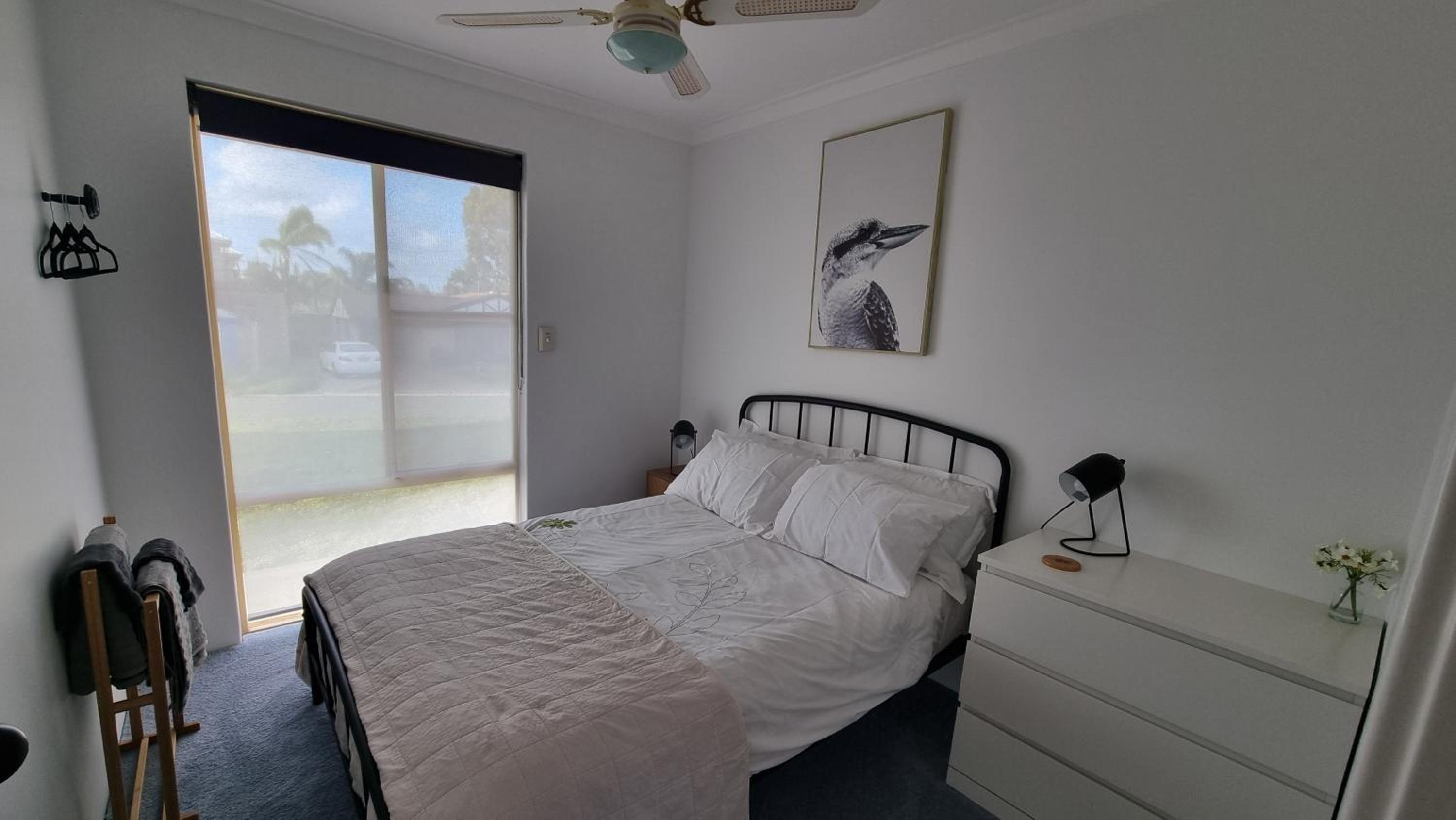 Three-Bedroom House photo 3