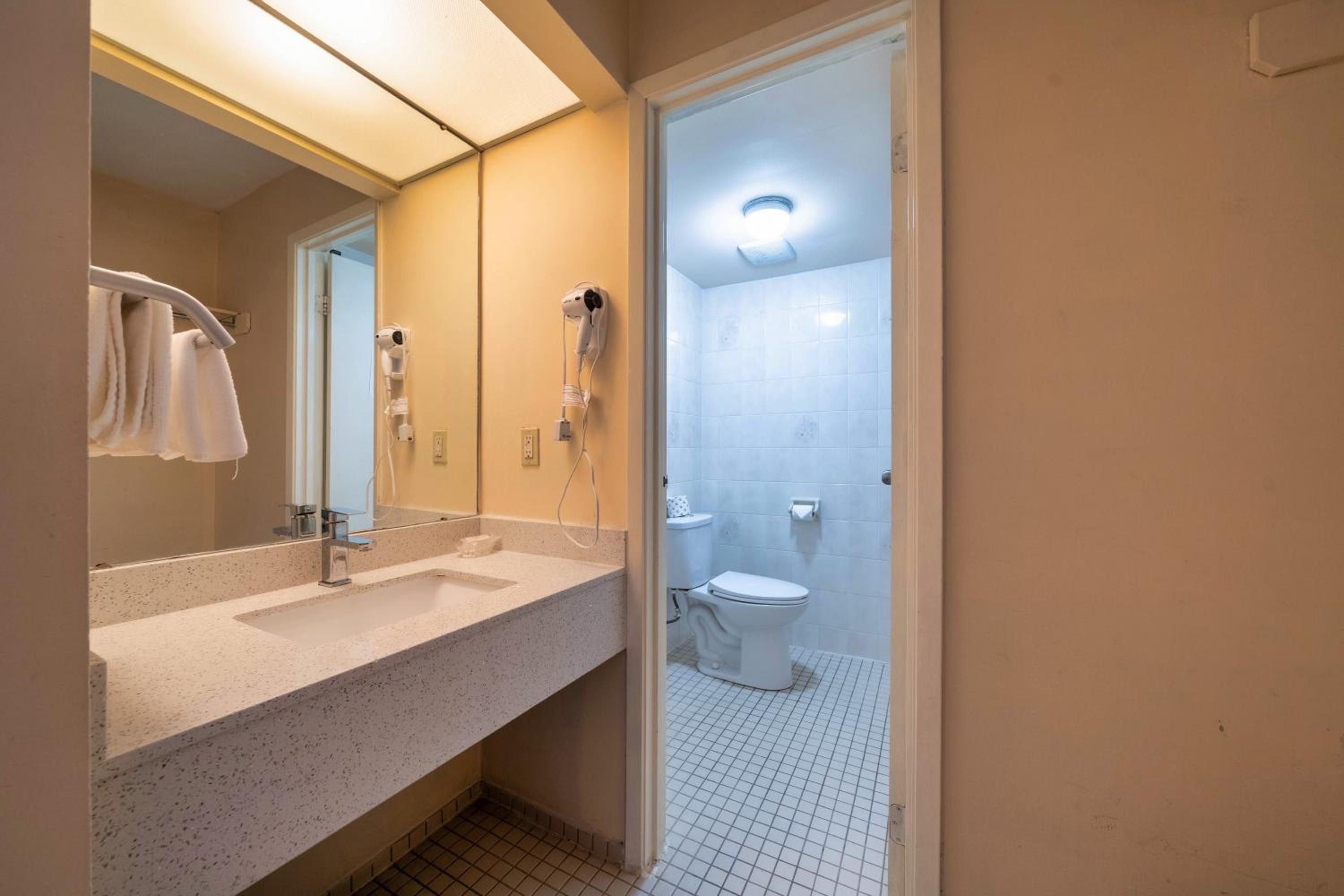 Luxury Quadruple Room photo 2