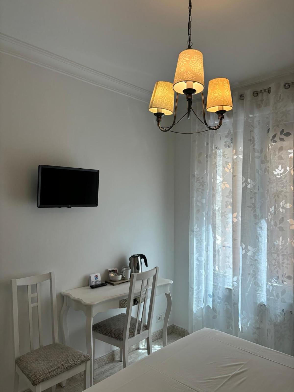 Habitación Doble con Baño Privado
