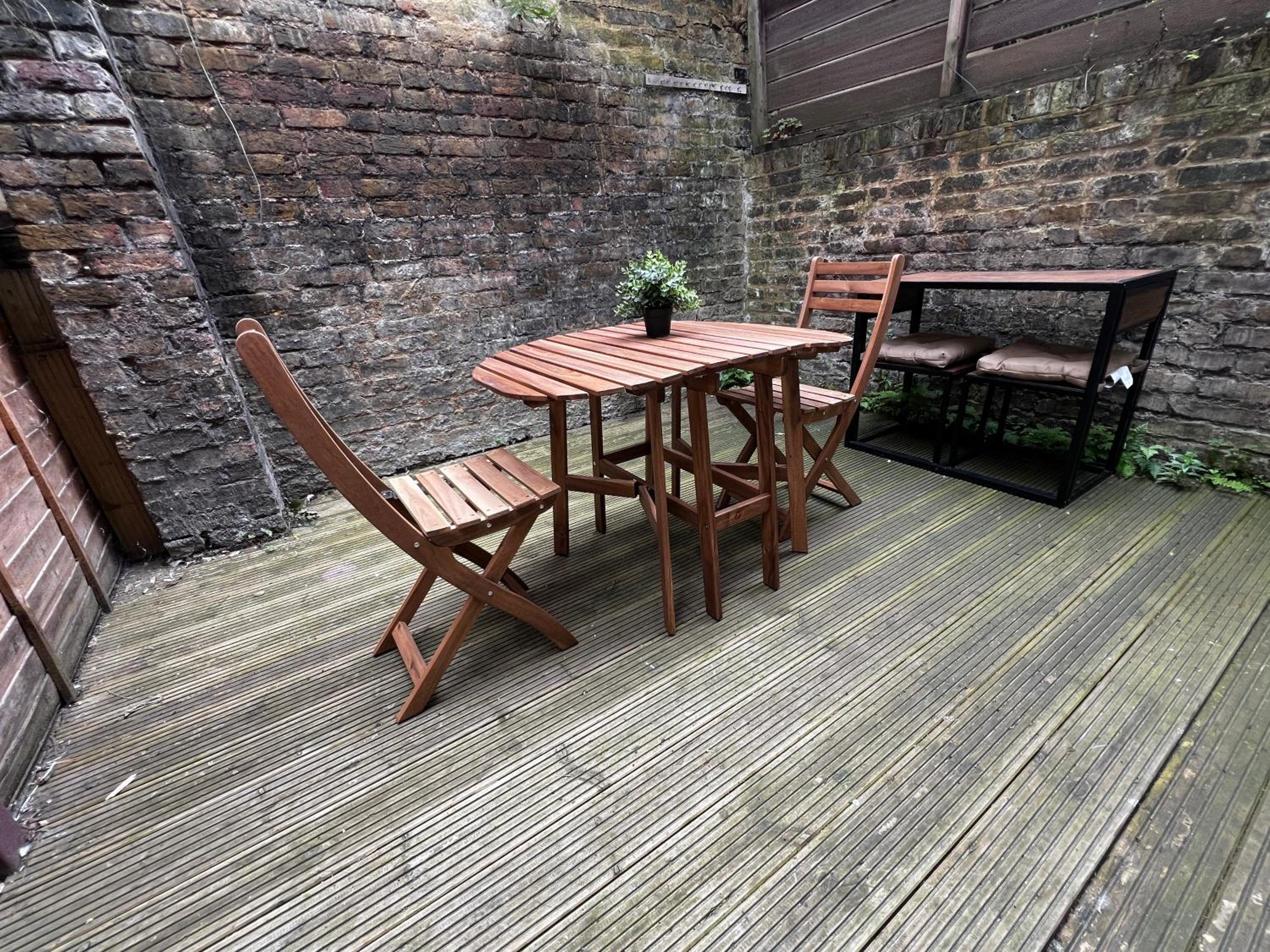 Studio with Terrace photo 2