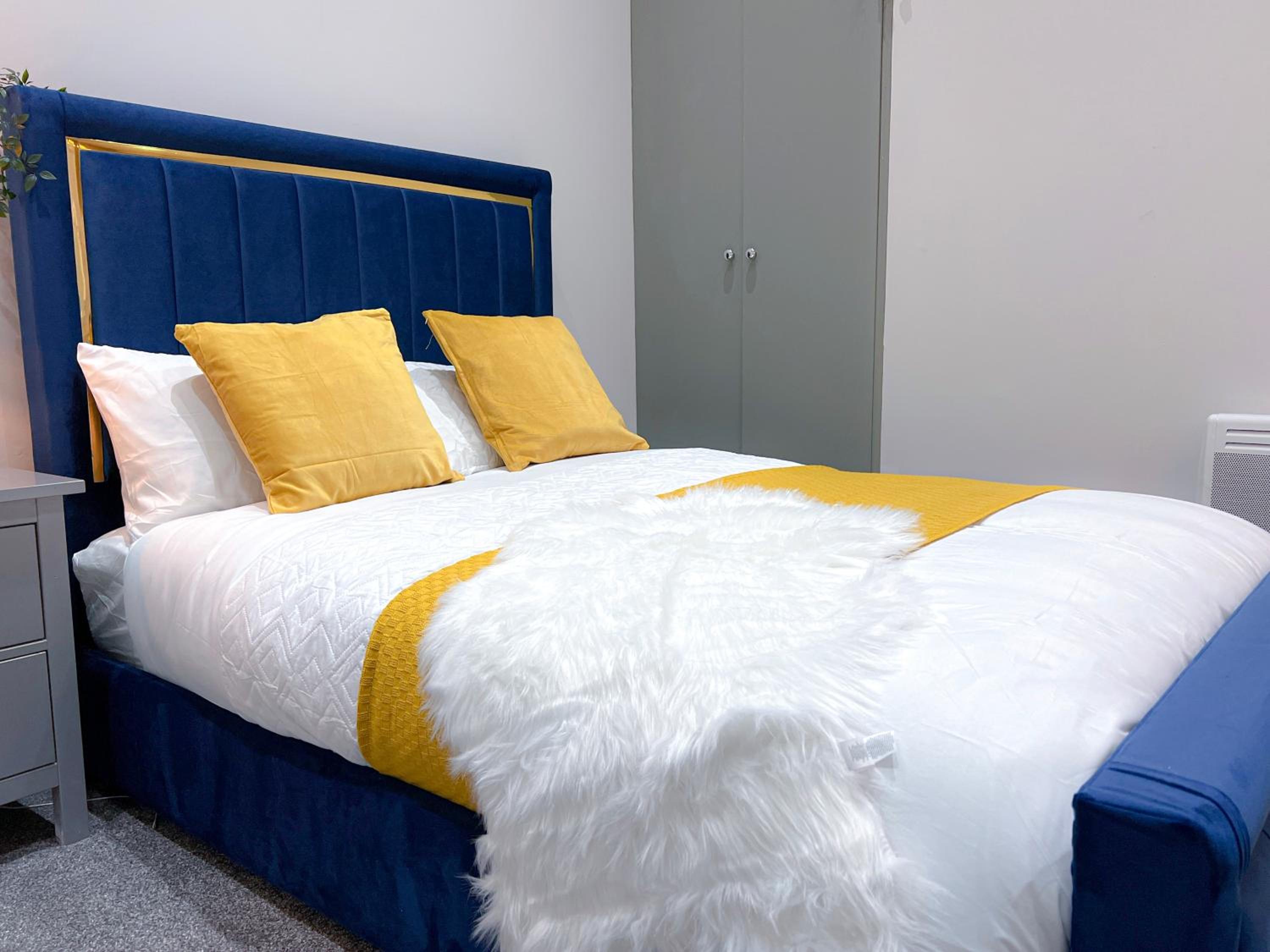Studio Apartment photo 1