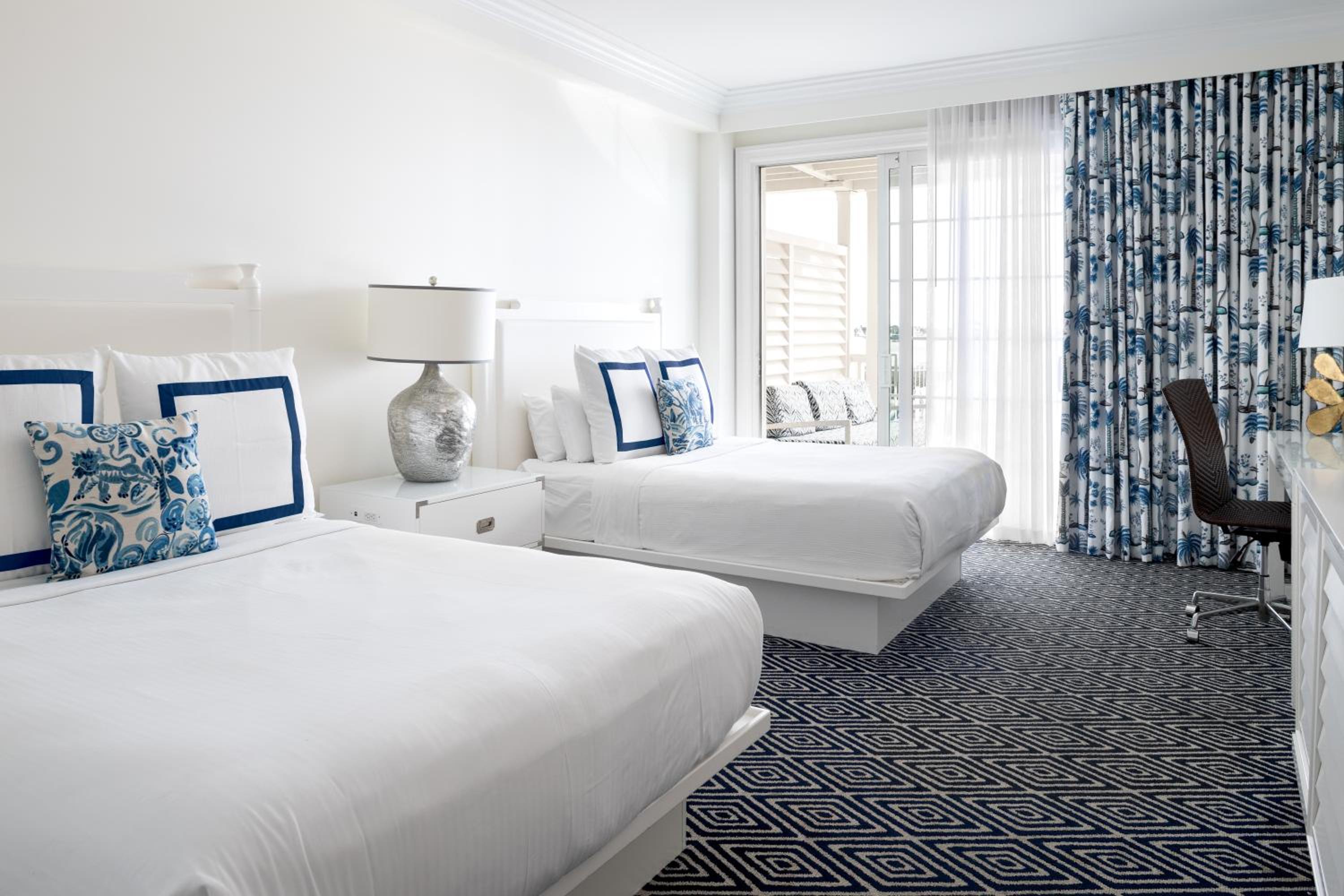 Oceanfront Veranda Two Bedroom Guestroom, Two Queens Primary/ One King room