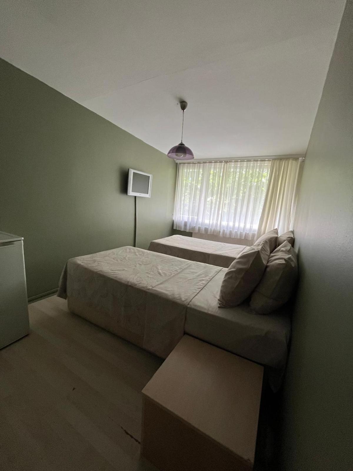 Deluxe Double Room (2 Adults + 1 Child) photo 1