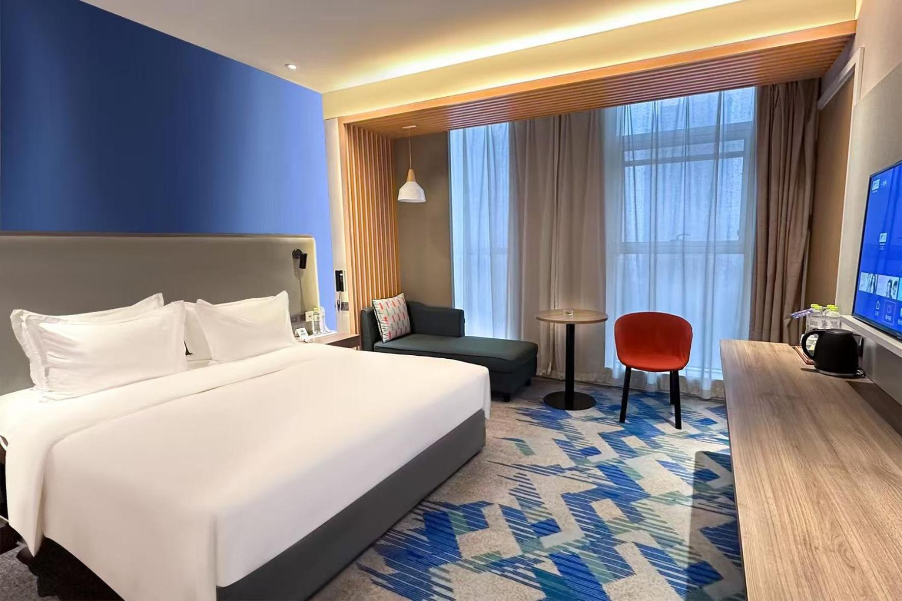 Standard King Room - Accessible