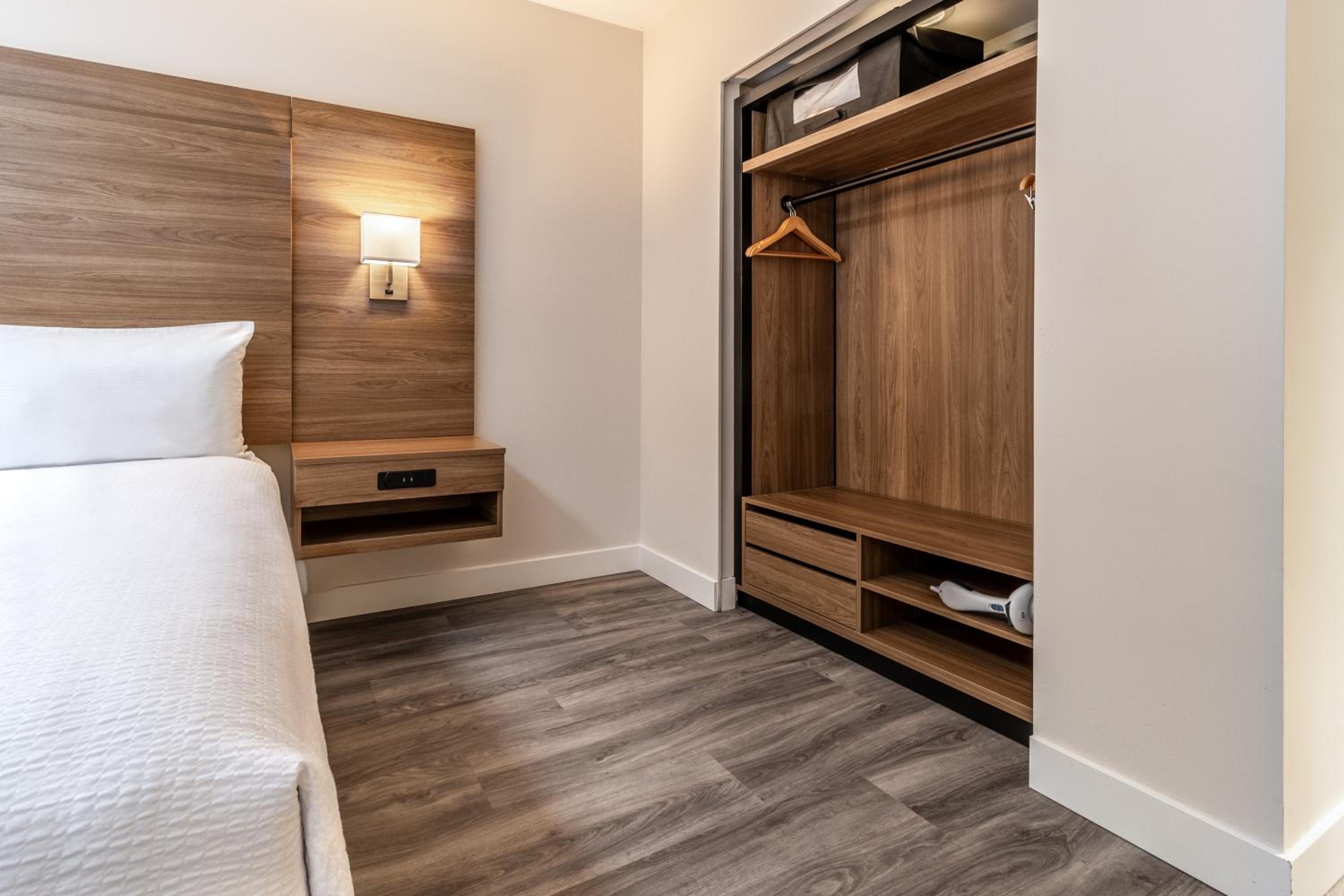 One Queen Bed Interior  - Photo 13