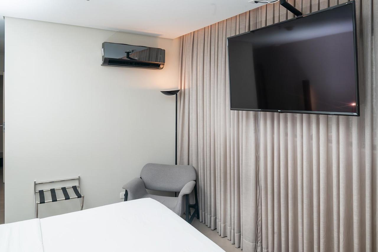 Premium Suite with Bath photo 3
