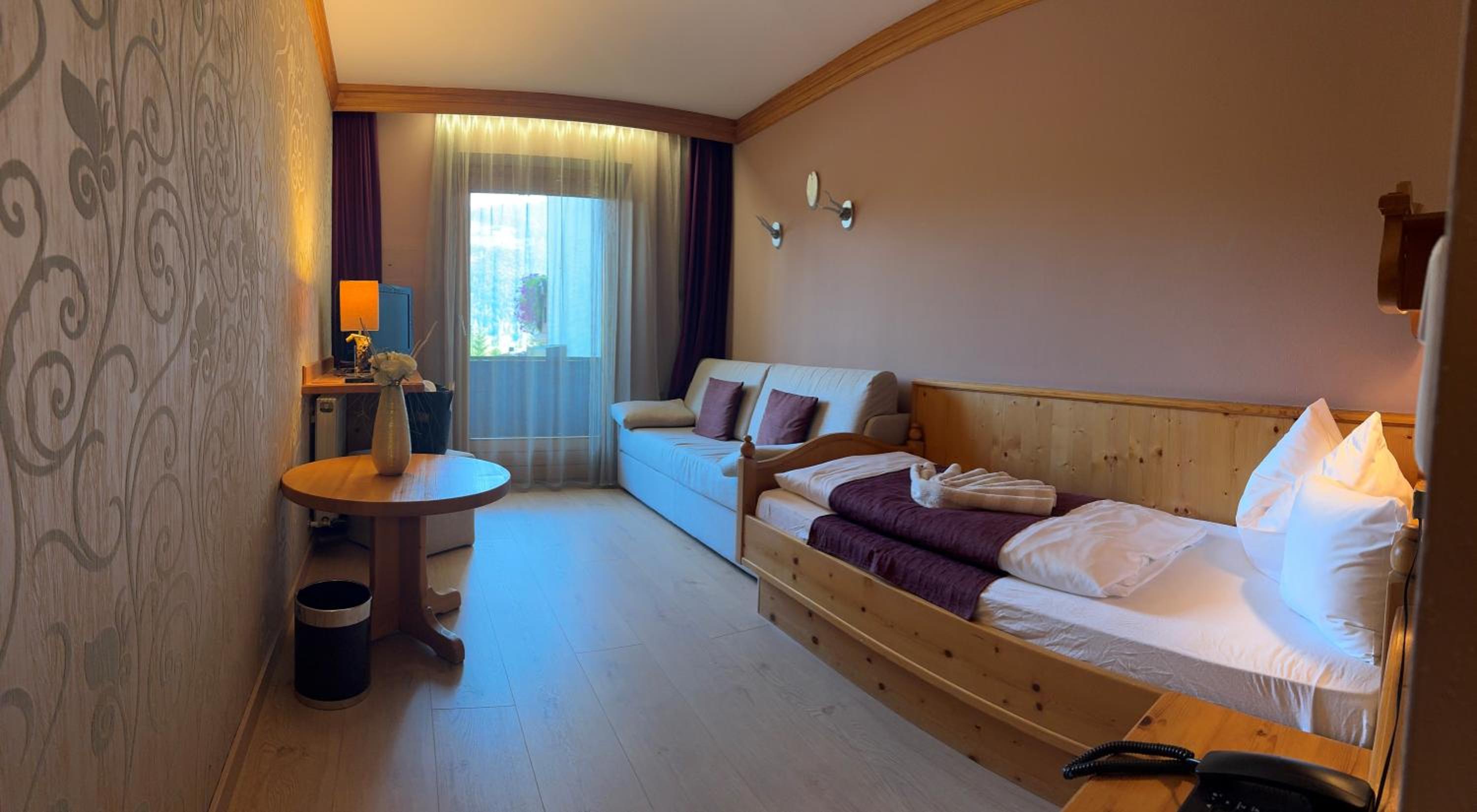 Single Room with Lake View