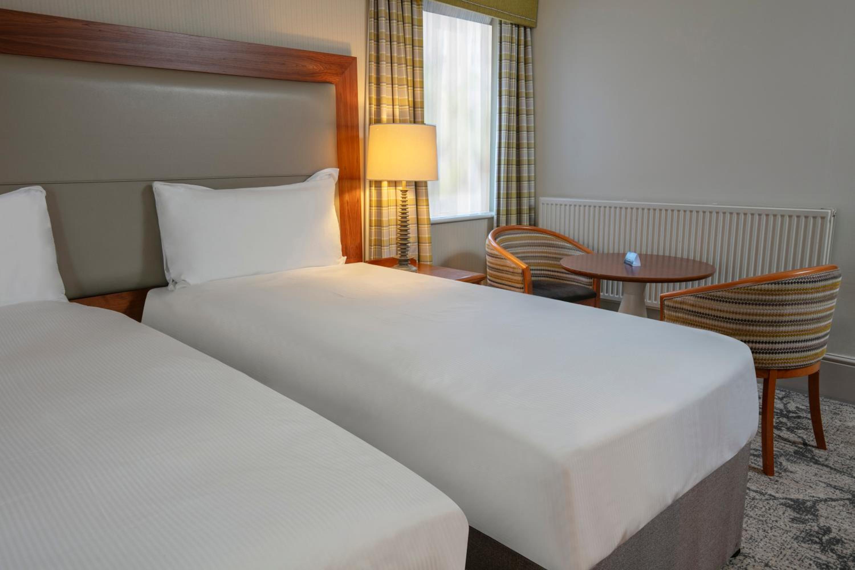 Classic Twin Room - Photo 2