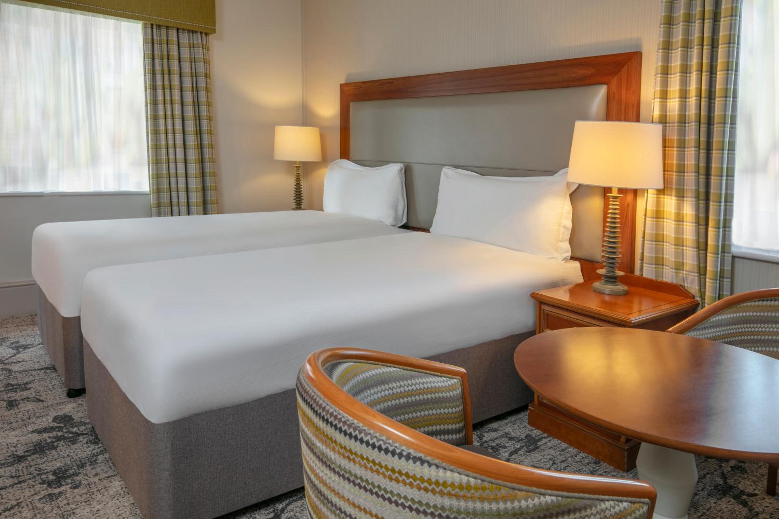Classic Twin Room - Photo 4