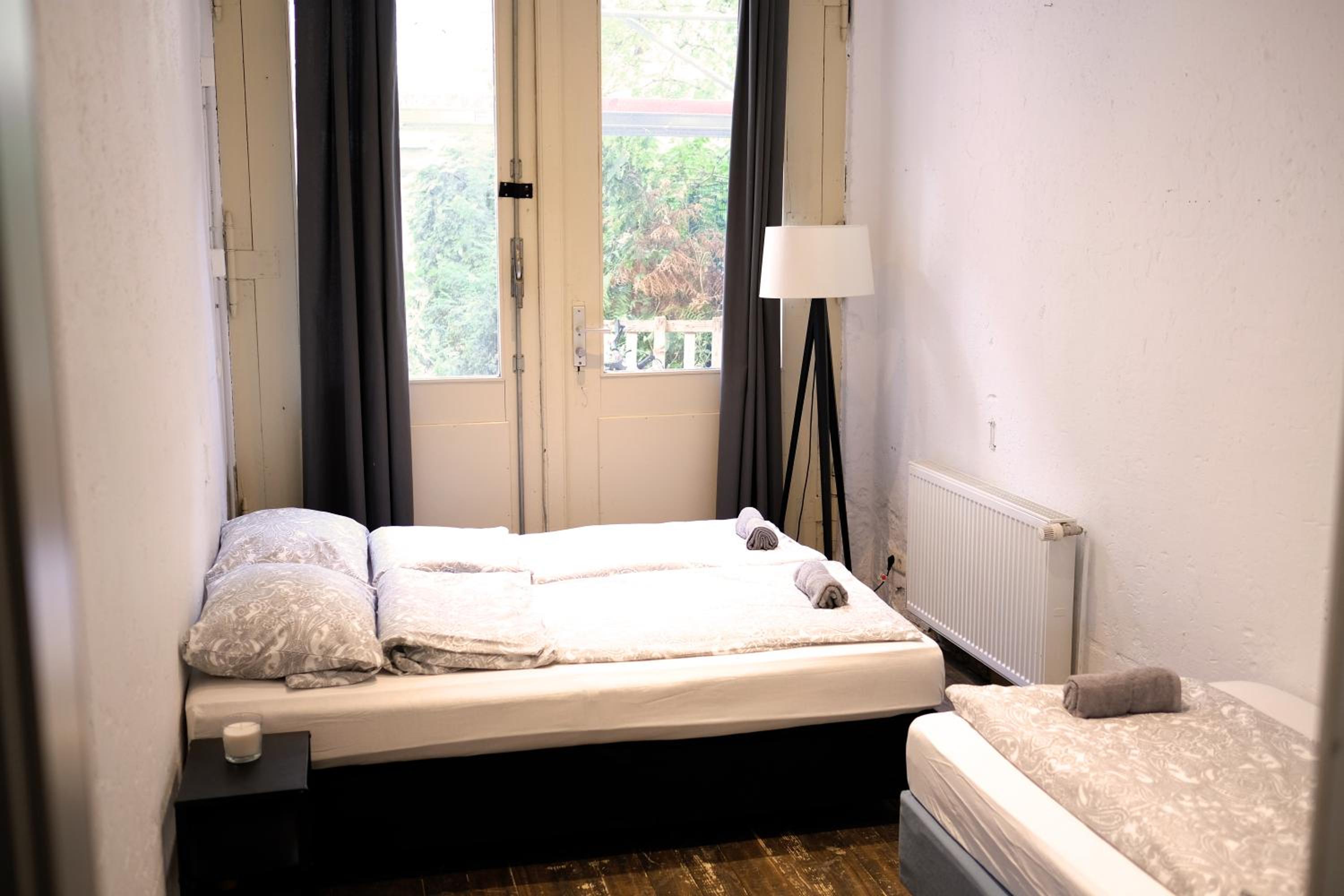 Three-Bedroom Apartment photo 1