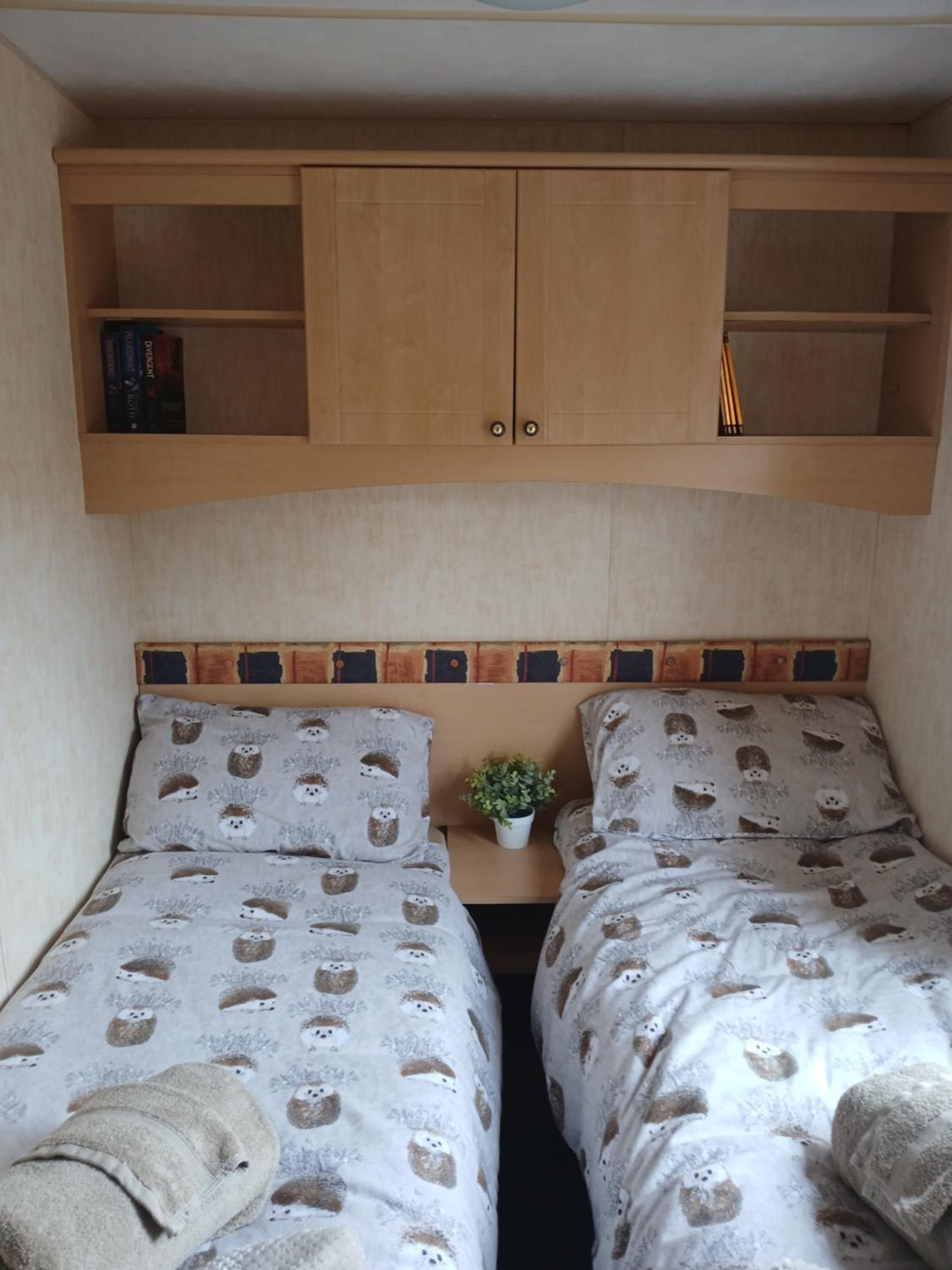 Mobile Home photo 3