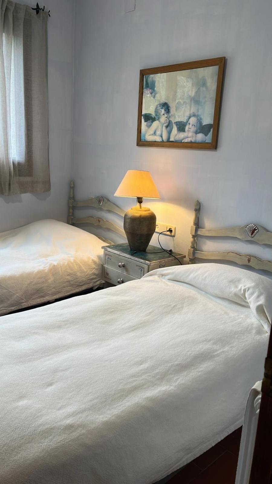 Apartamento de tres habitaciones con vista al mar