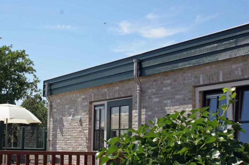 Two-Bedroom Apartment with Balcony and Terrace photo 2