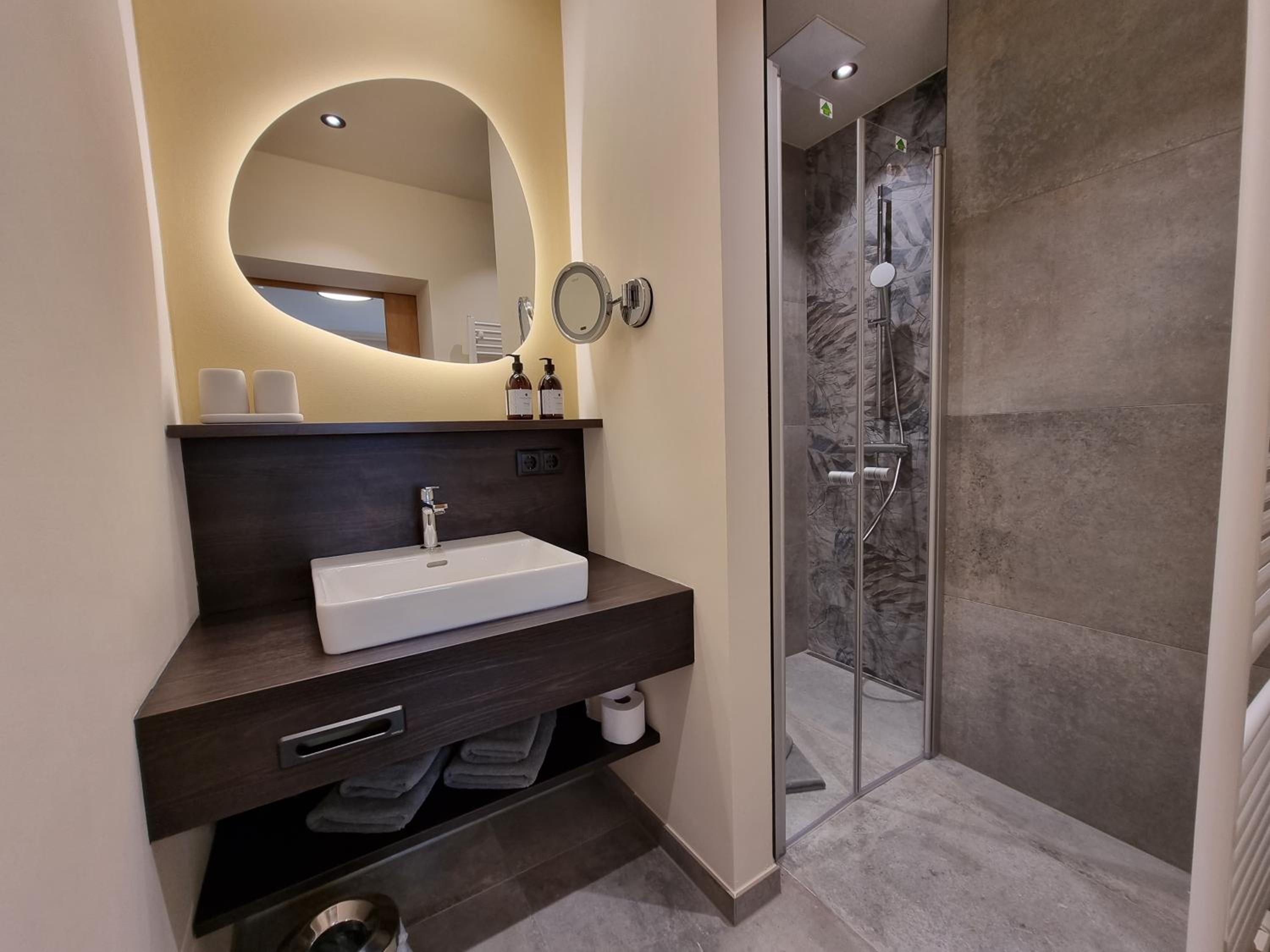 Family Room with Bathroom - Photo 5
