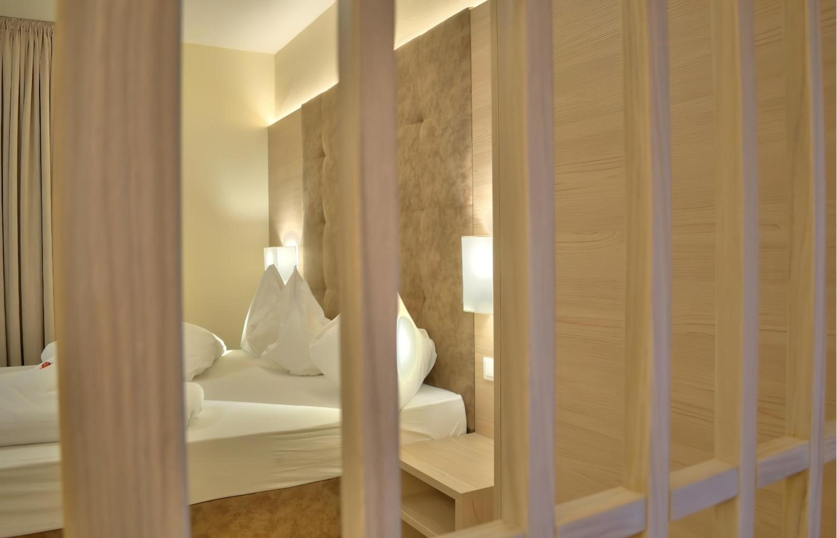One-Bedroom Apartment with View photo 3