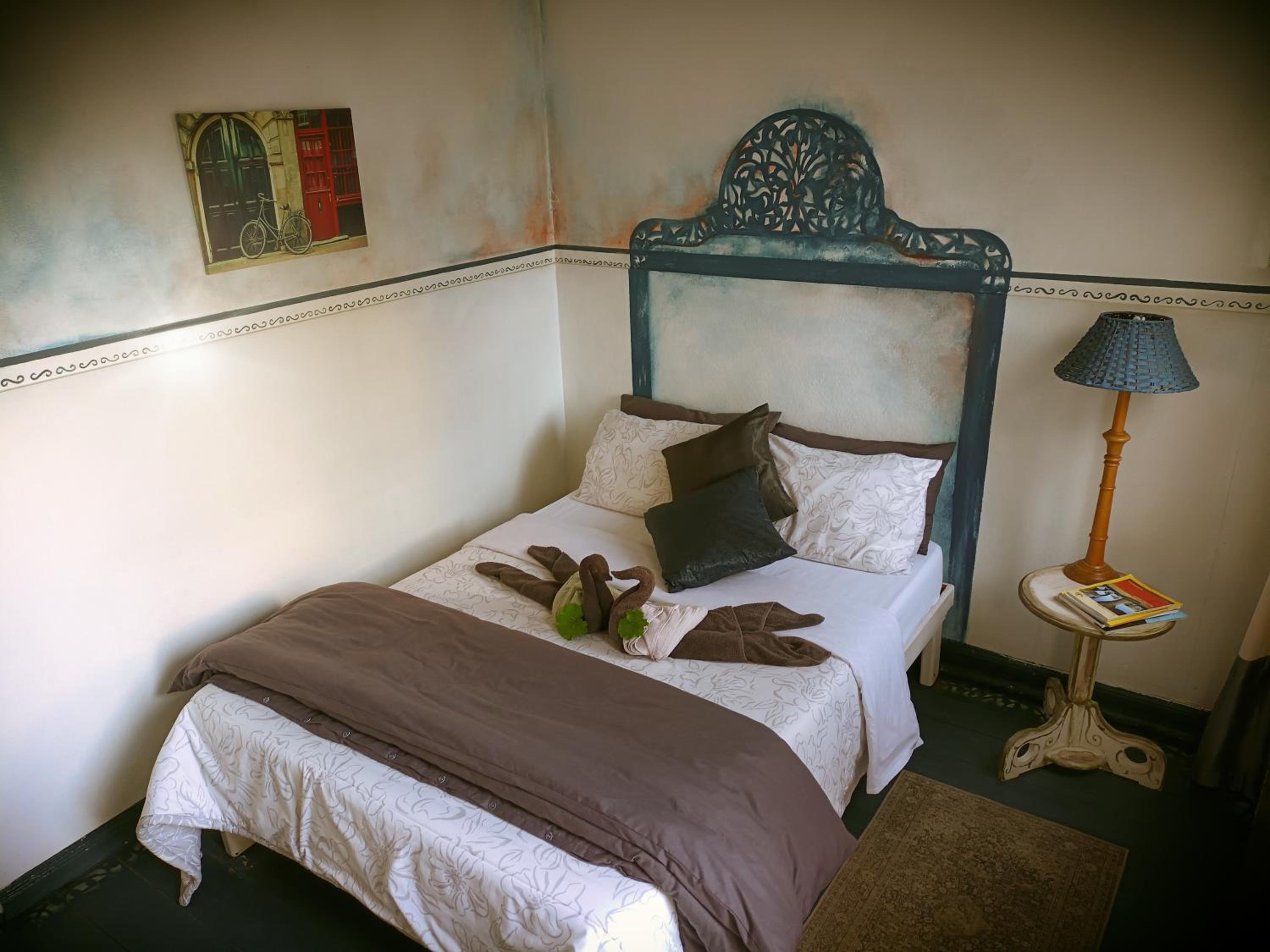 Budget Double Room photo 2