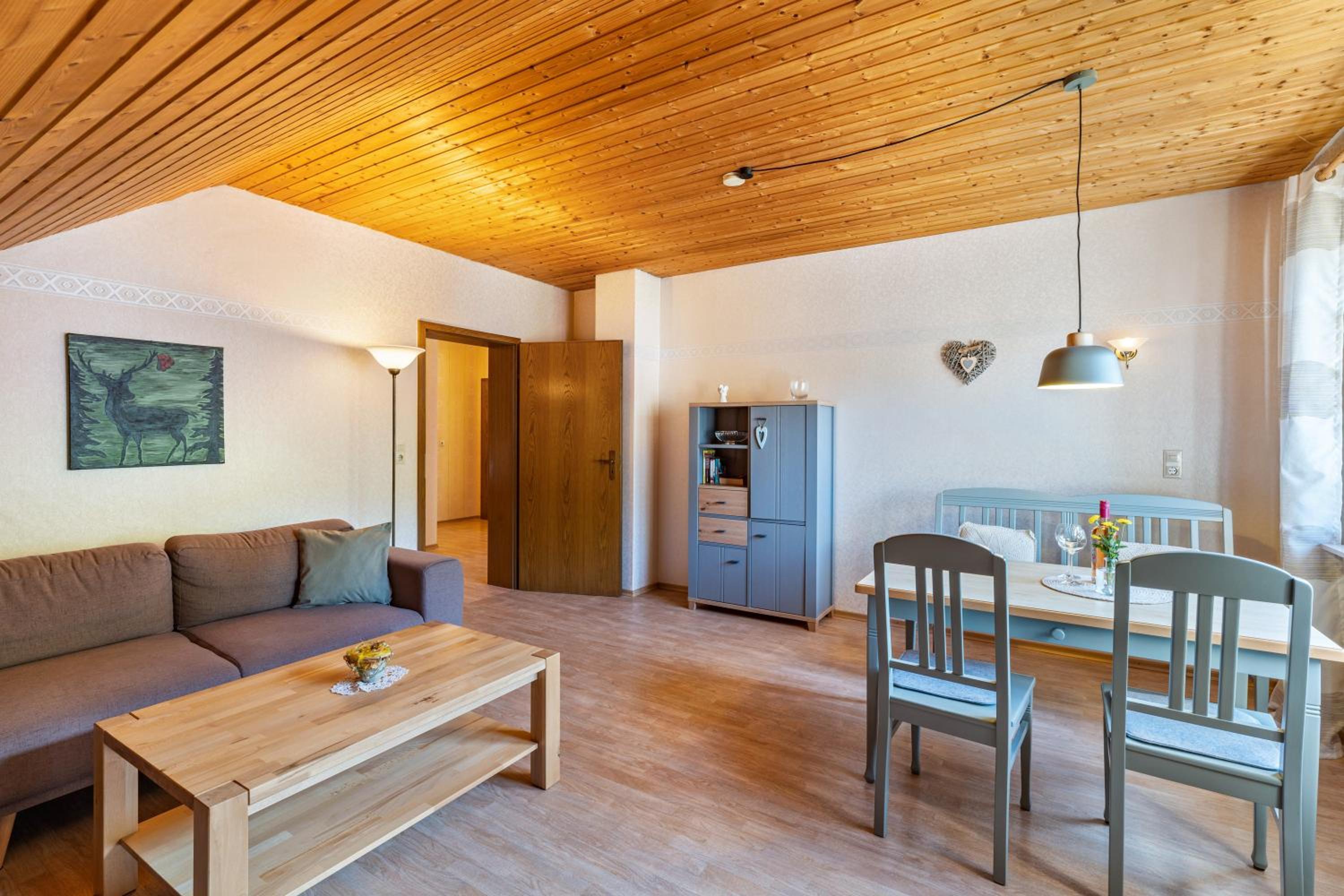 Two-Bedroom Deluxe Apartment with Balcony photo 2