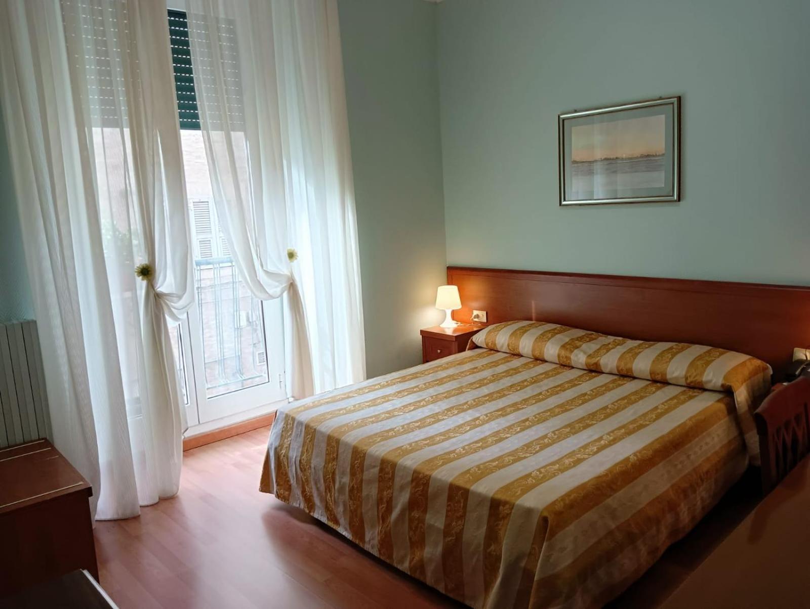Economy Double Room - Photo 5
