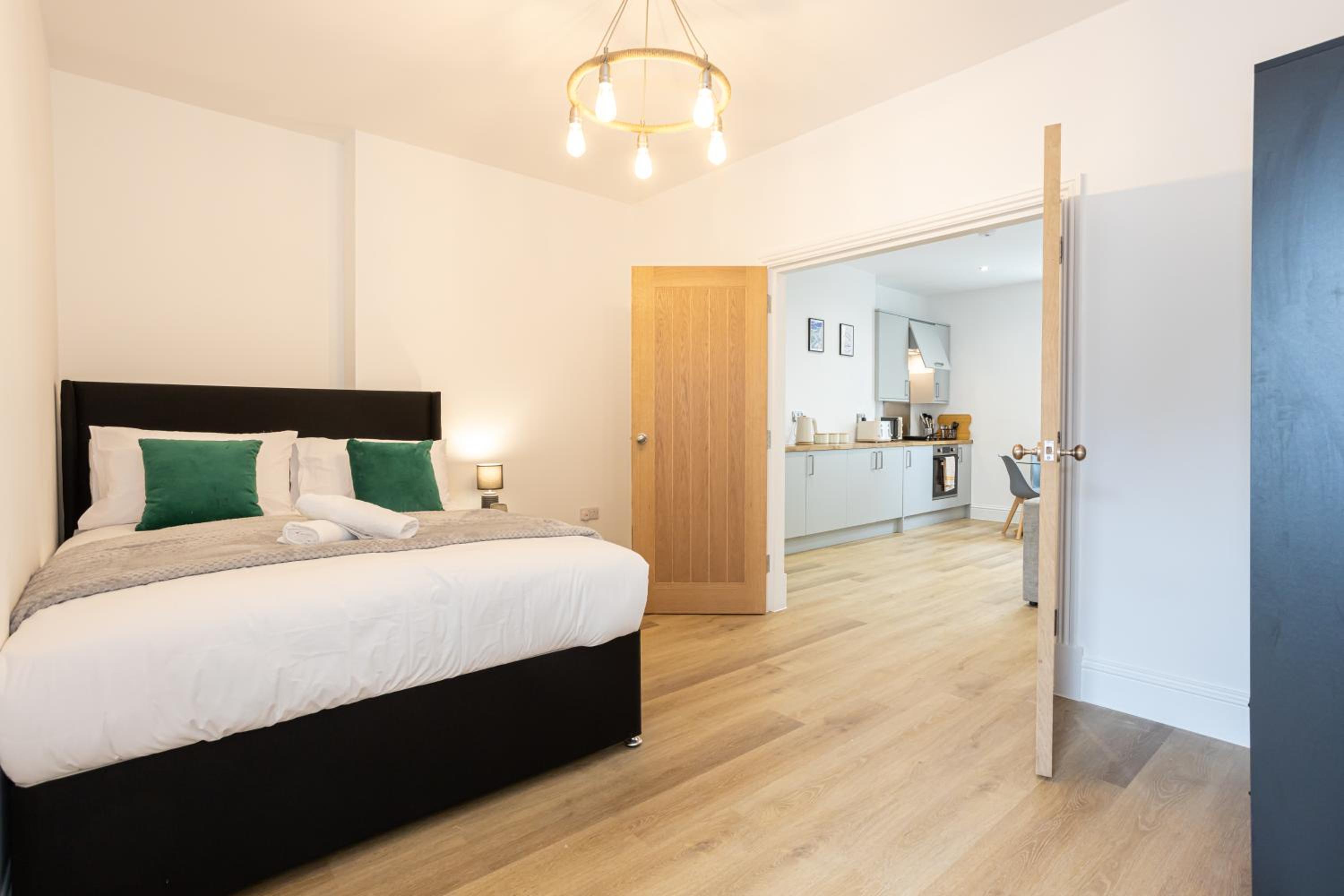 One-Bedroom Apartment